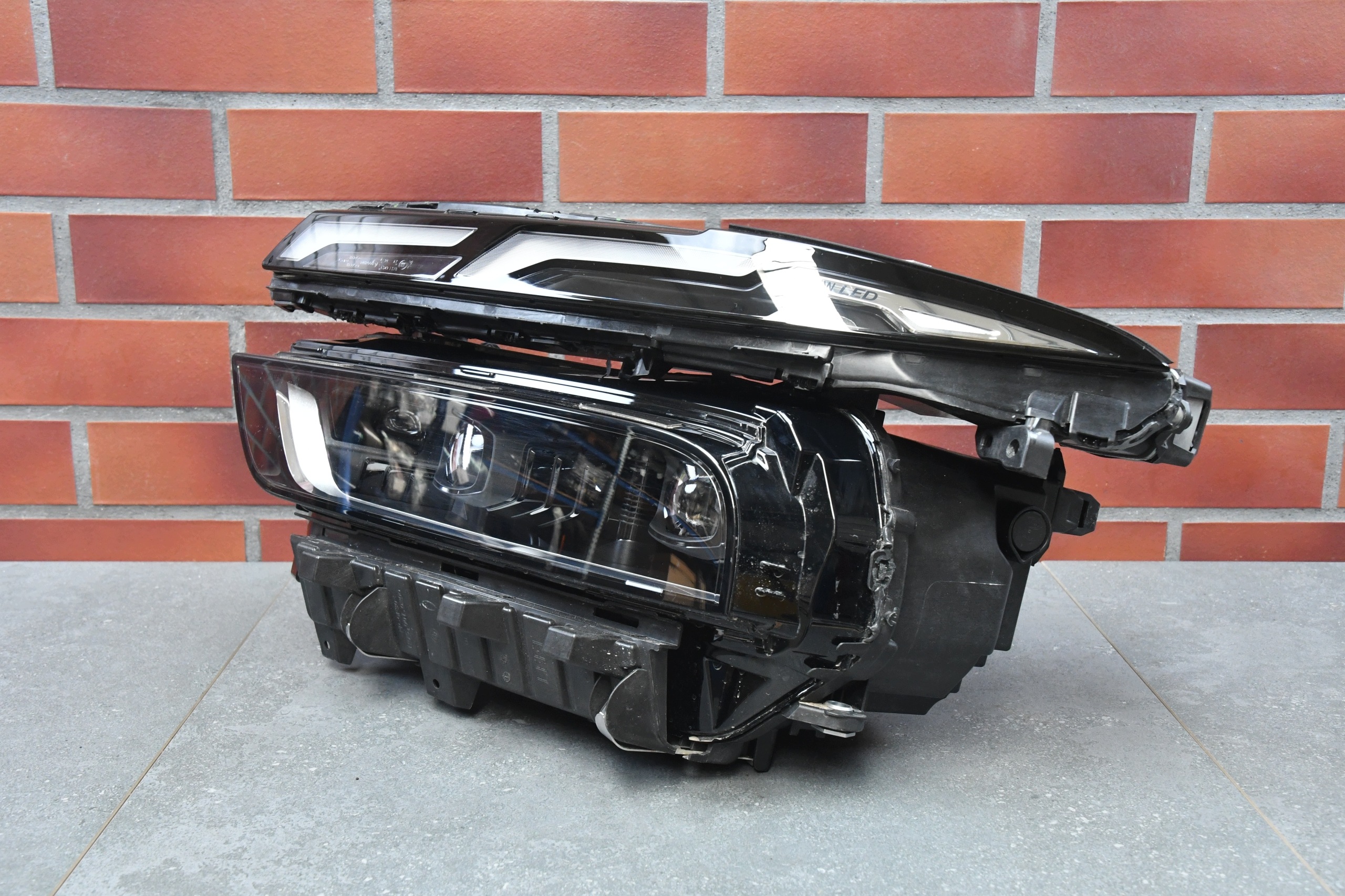 light left lights front front BMW X7 G07 LCI LIFT EUROPA 10km!