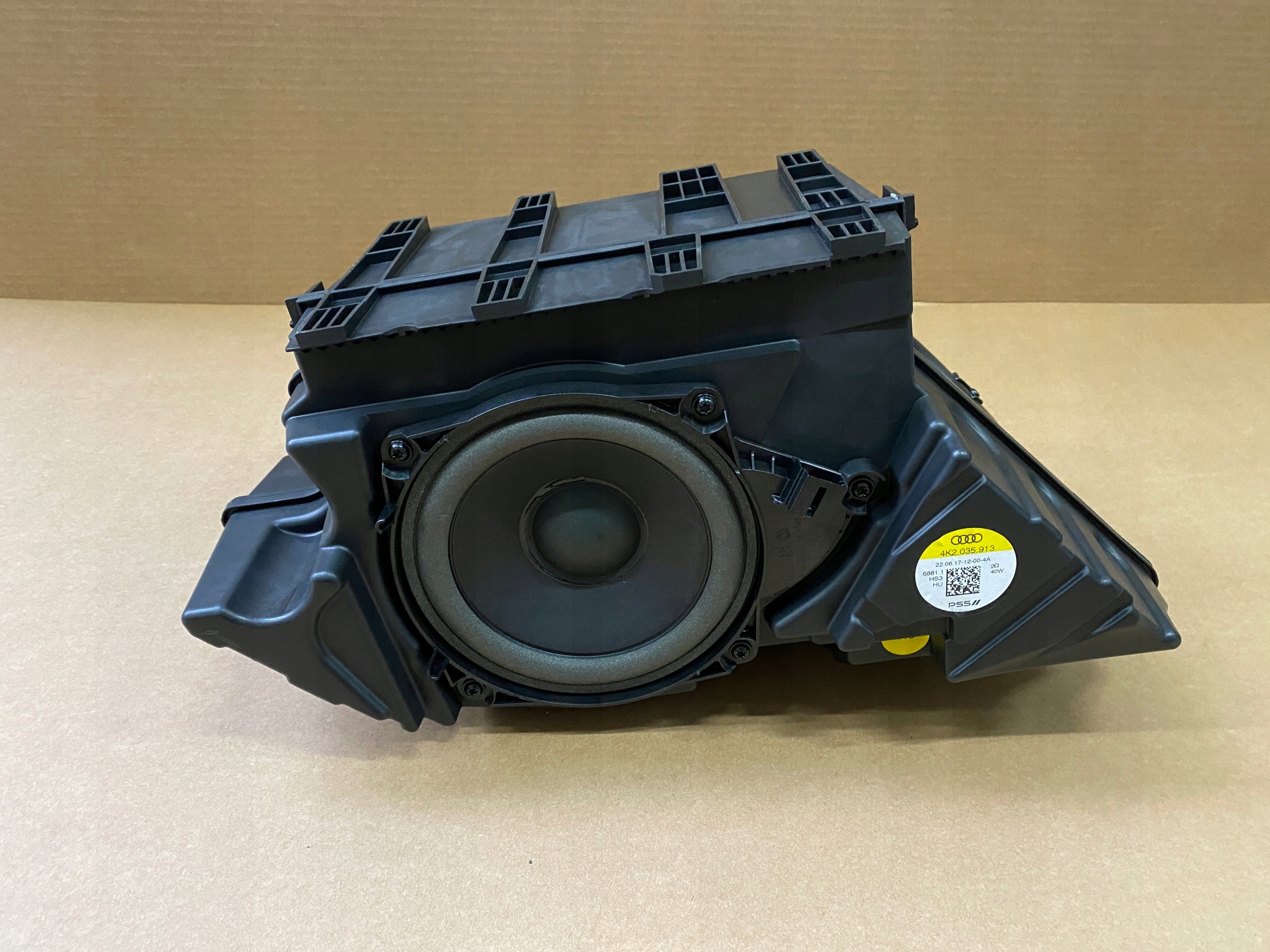 AUDI A6 A7 4K speaker SUBWOOFER 4K2035913