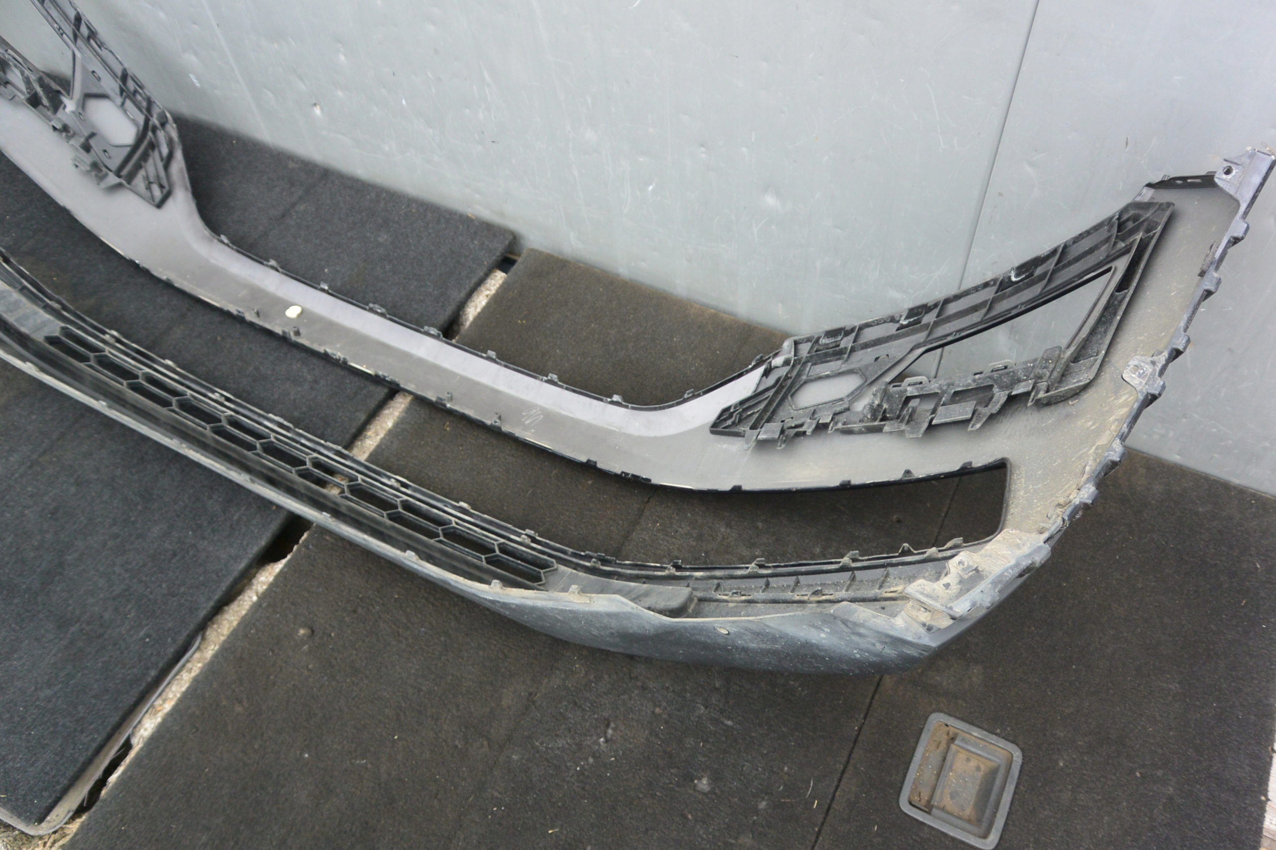 SKODA KODIAQ bumper front front 9910 LF9R 2016- 2017- original