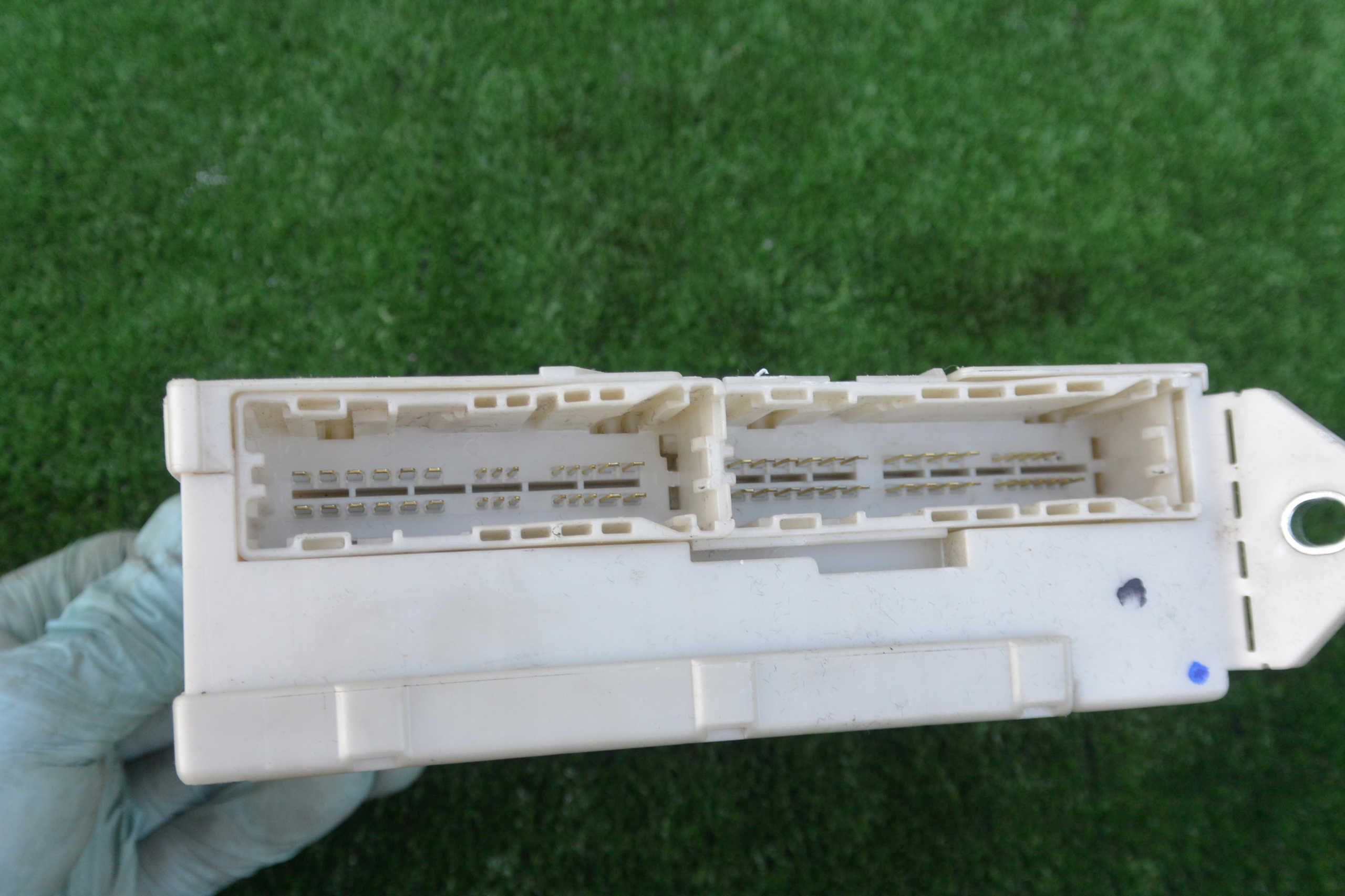 MODULE FUSIBLES MODULE LEXUS GS III 450H