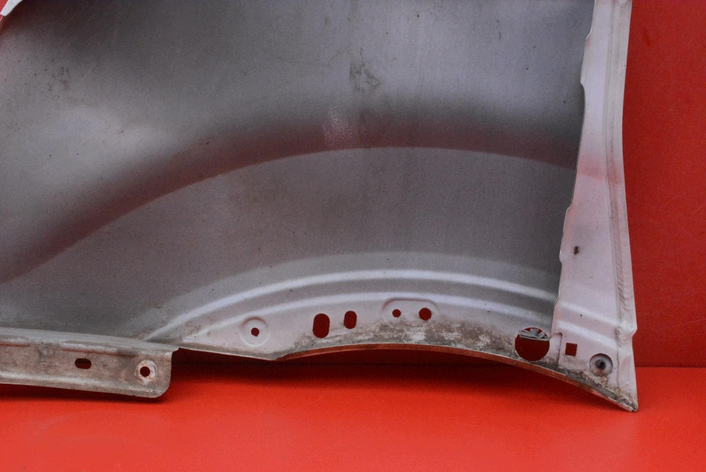 fender right front front white ZOLTA FOLIA FORD TRANSIT MK8 14-19