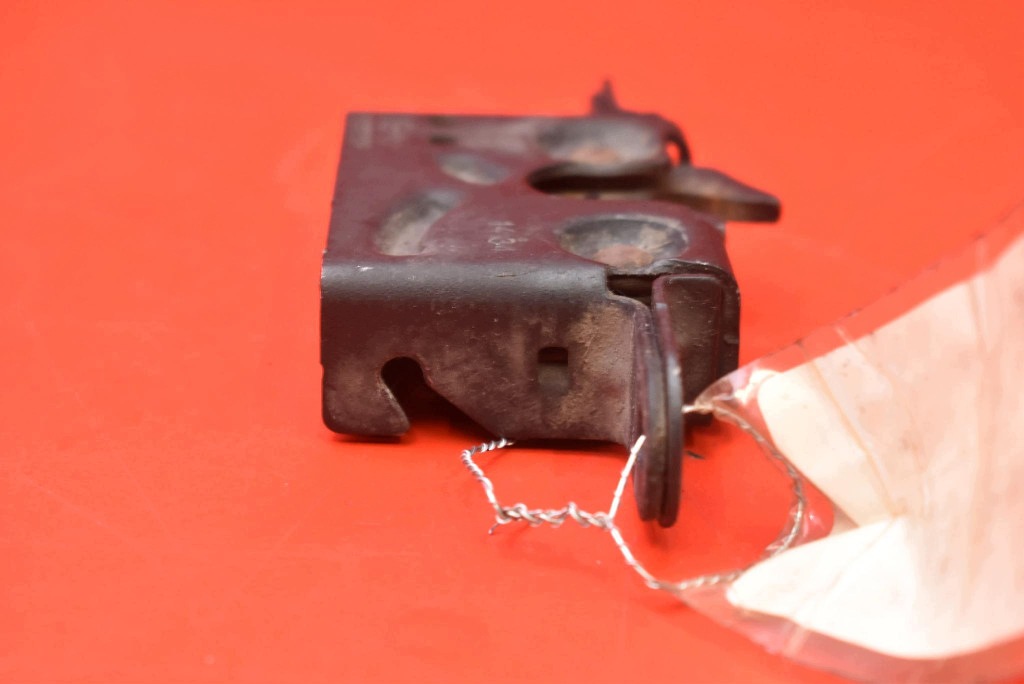 lock RYGIEL bonnets 656010010R OPEL MOVANO B 10-22
