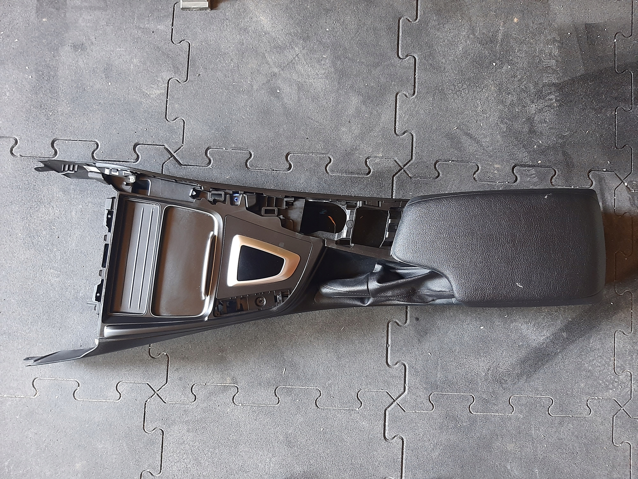 Туннель подлокотник BMW 3 F30 F31 4 F32 F33 F36