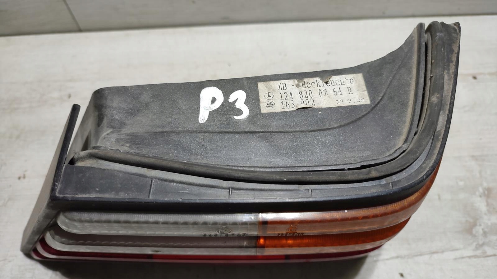 light right rear part Mercedes w124