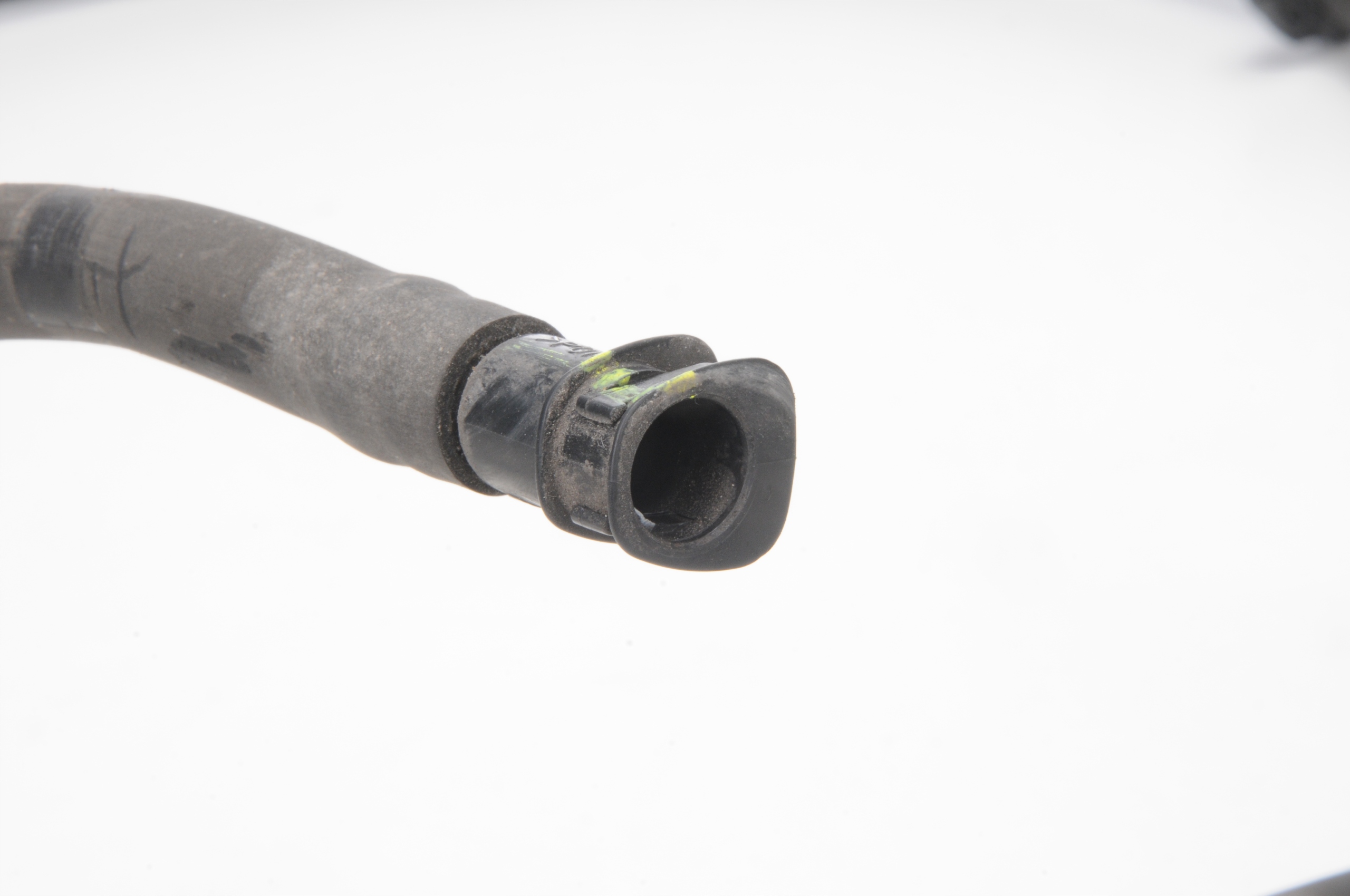 QUATTROPORTE V PRZEWOD POMPEK SPRYSKIWACZY Part number PRZEWOD POMPEK SPRYSKIWACZY