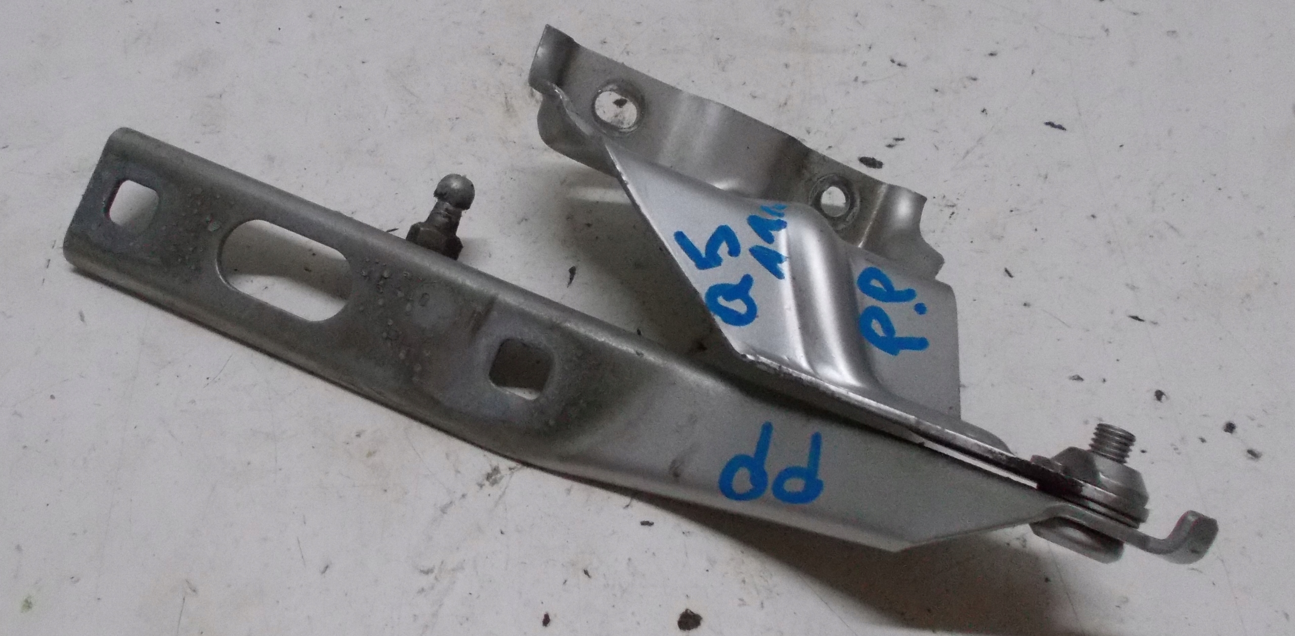 AUDI Q5 2.0 TDI 11R hinge bonnets right front