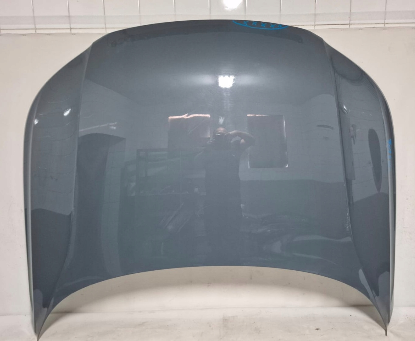 VOLVO XC40 17- Cofano
