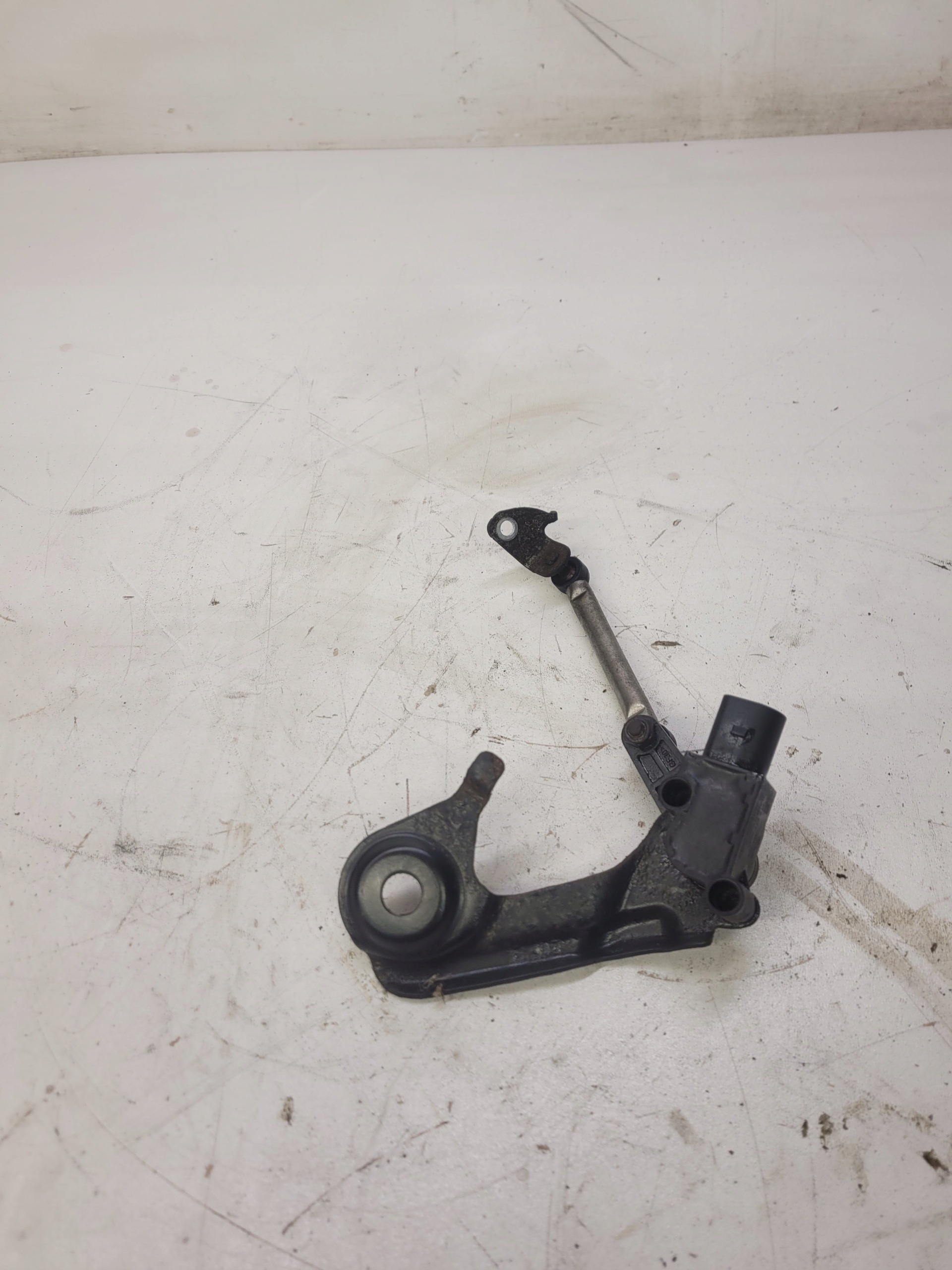 SENSOR POZIOMOWANIA LEUCHTEN AUDI Q5 8R0941309C