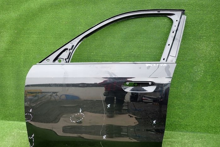 BMW X1 U11 dveře levé přední předek