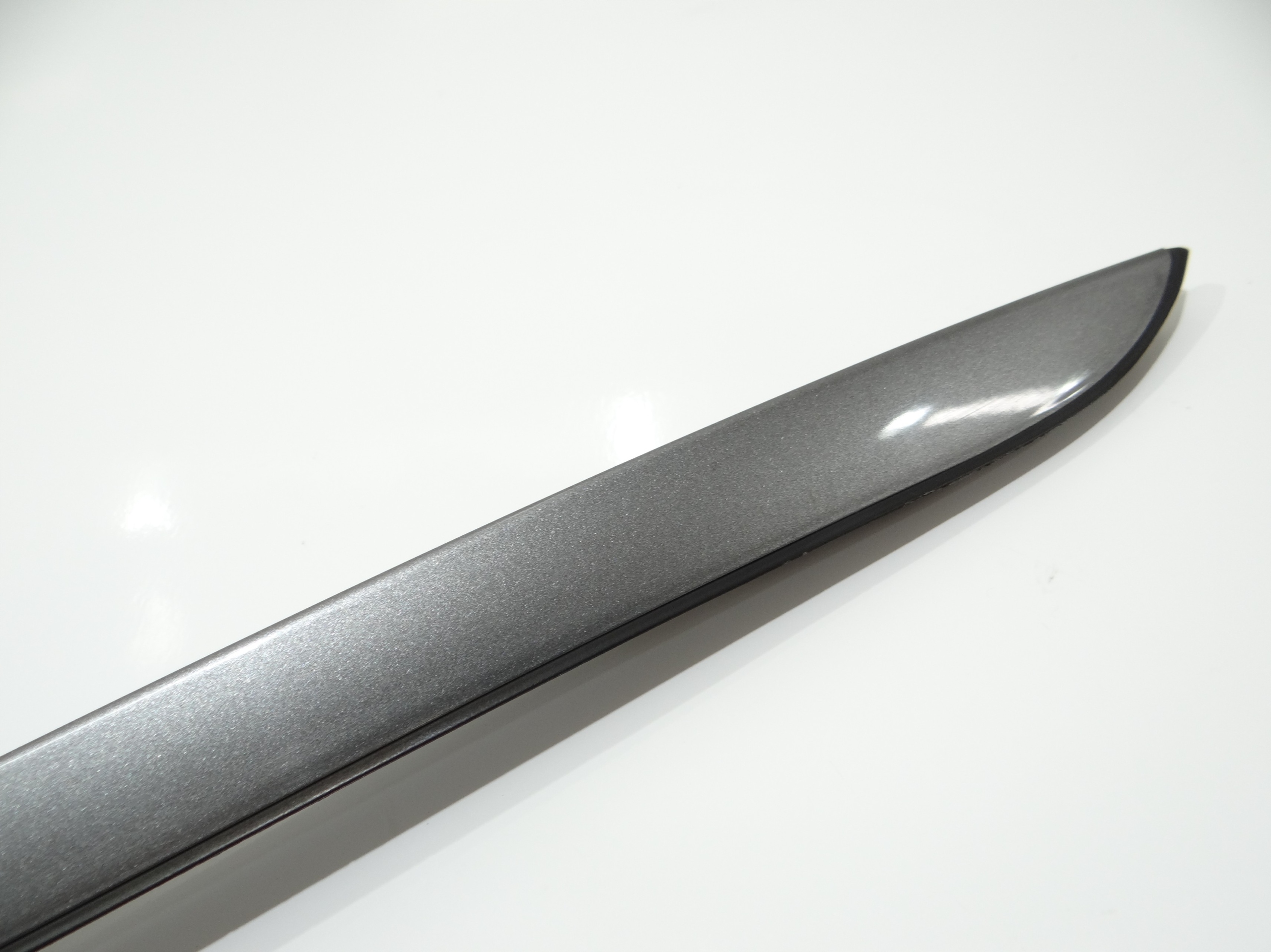 moulding iron left BMW E90 LCI A52 (17193518)
