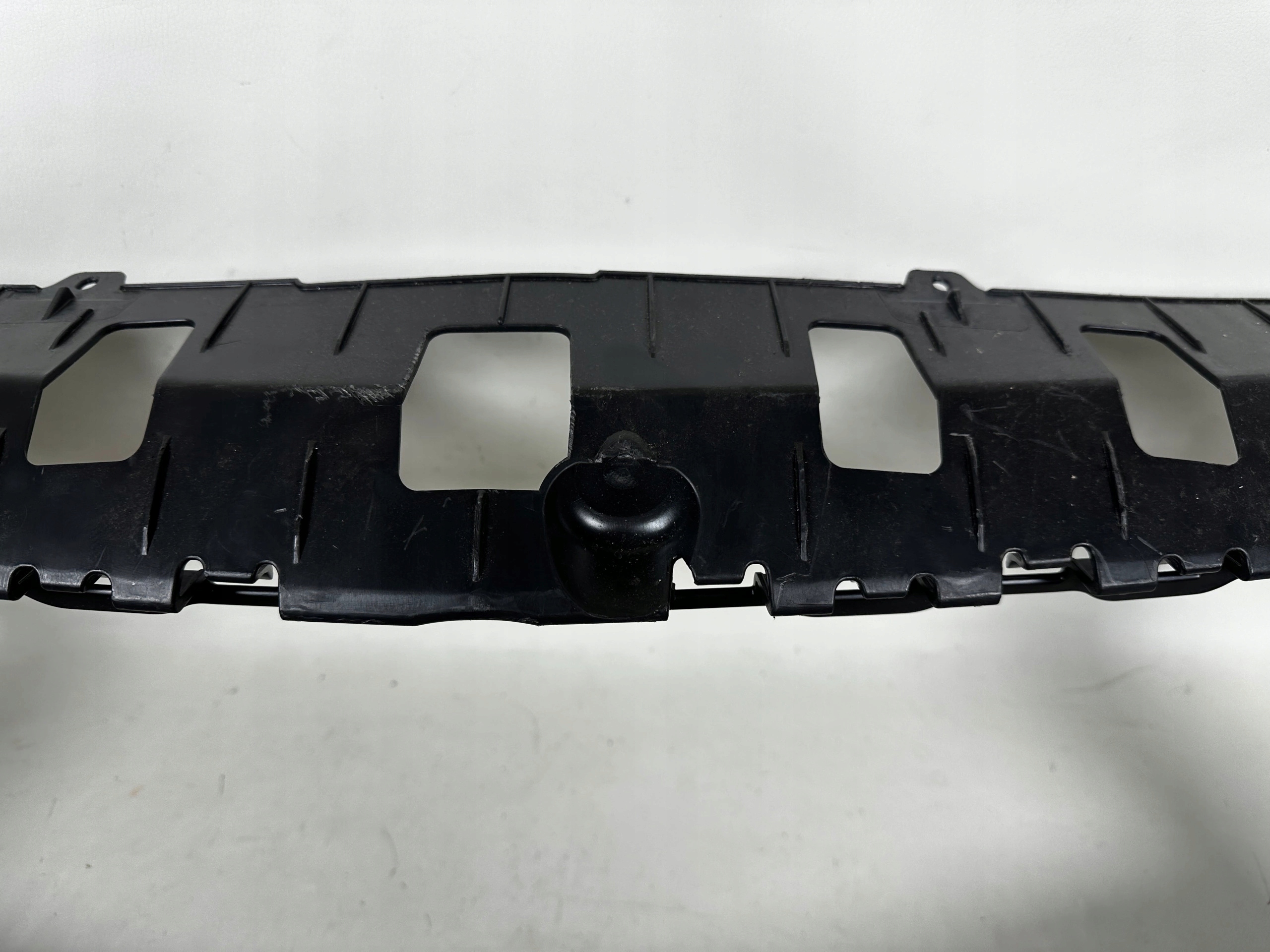 OPEL ASTRA V K 5 Grille Traverse Support plaque 13448088