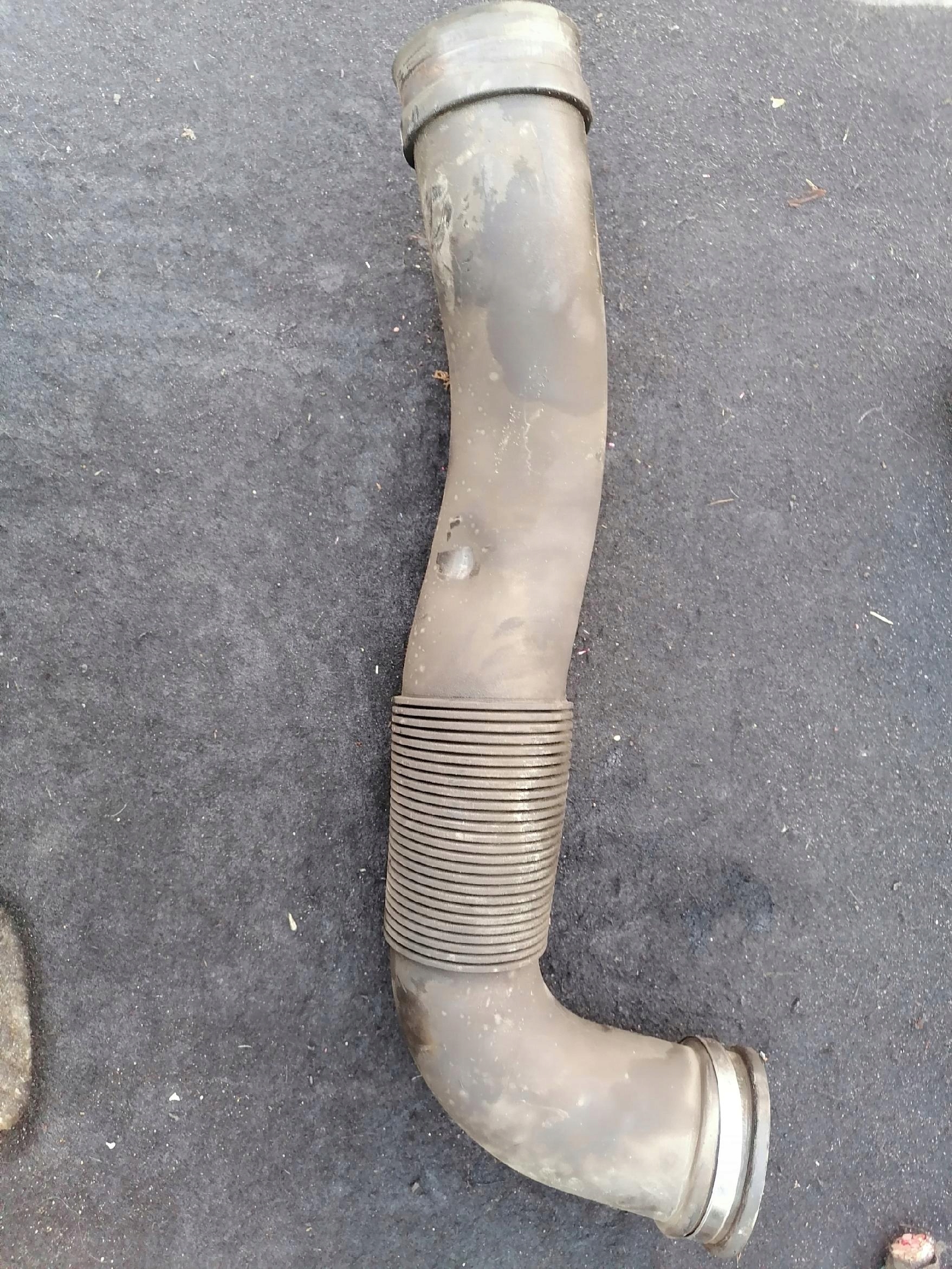 pipe DOLOTOWA air ASTRA H 1.7 CDTI 55559548