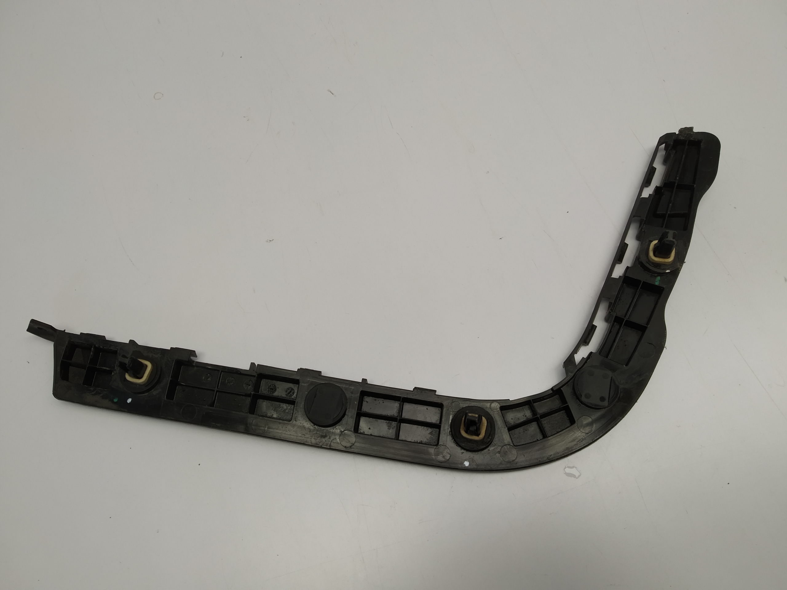 bumper bracket holder console right rear part 1083989-00-J TESLA MODEL 3 III