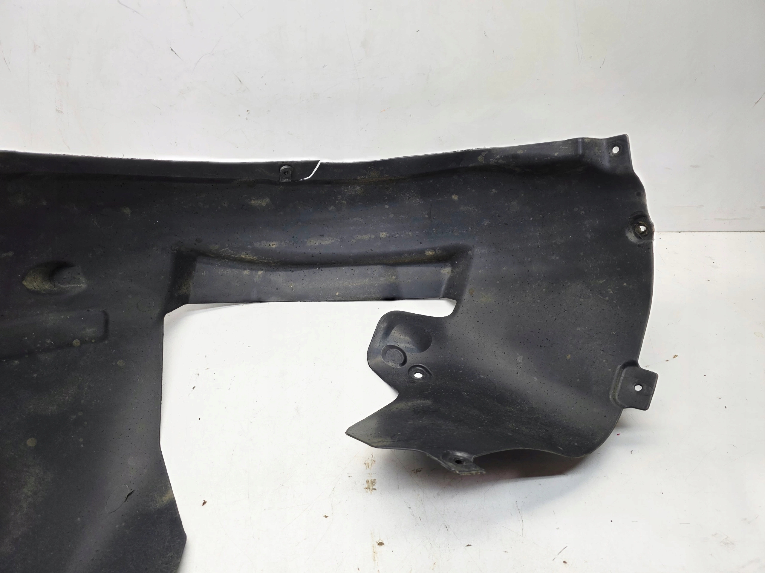 mudguard right front AUDI A3 8P 8P0821172G 21/26