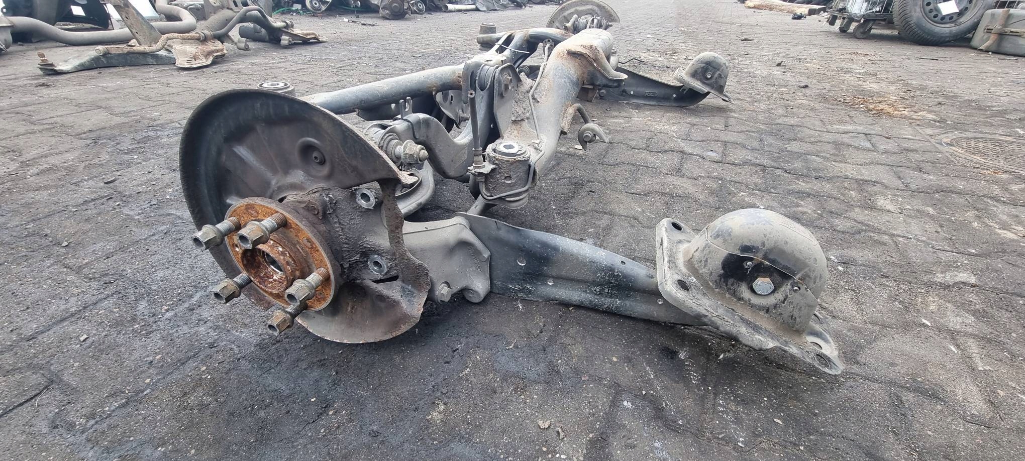 träger / Achsträger heck VOLKSWAGEN PASSAT B8 R-LINE