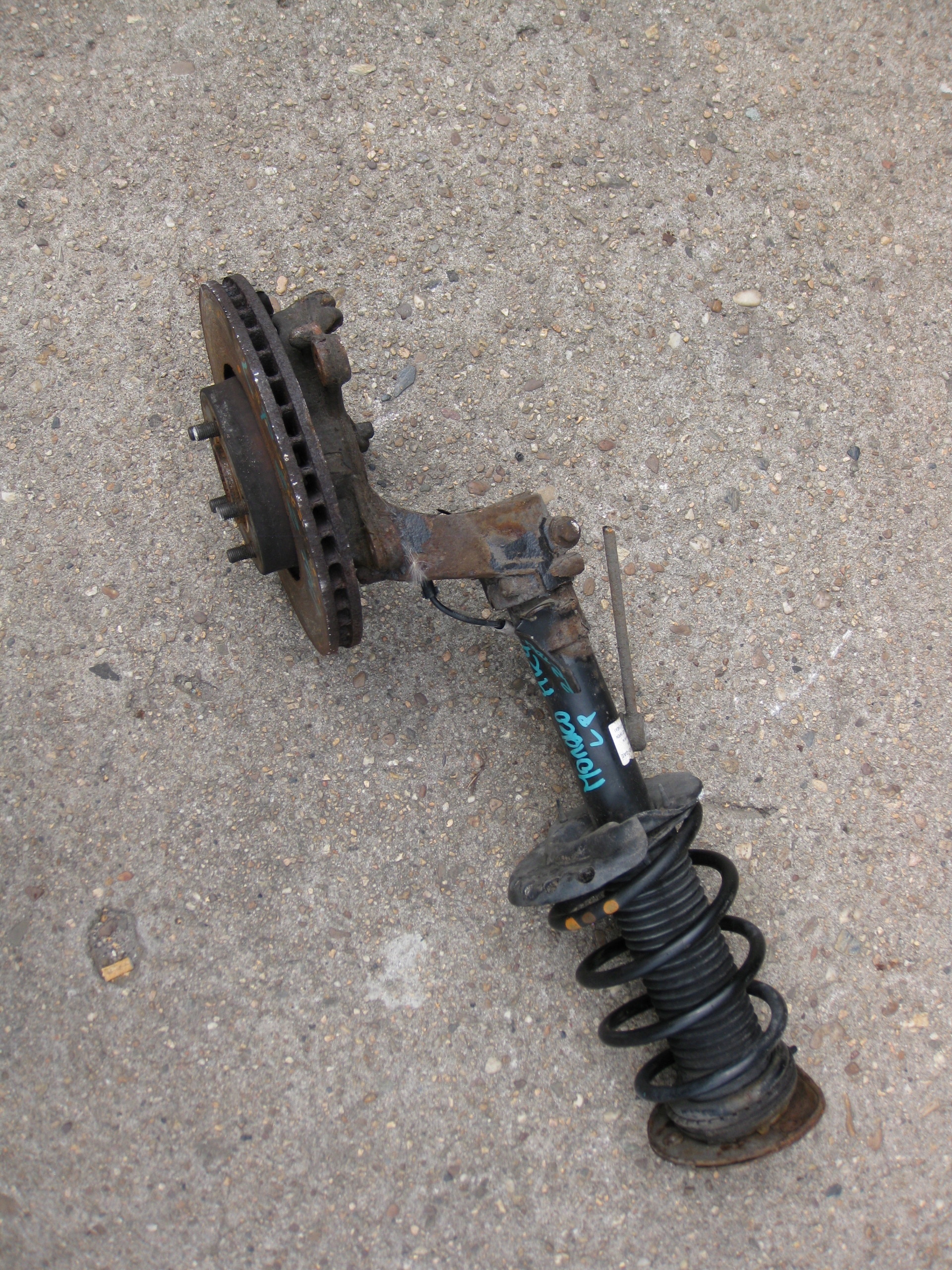 FORD MONDEO MK4 KOMBI 08R MCPHERSON links vorne