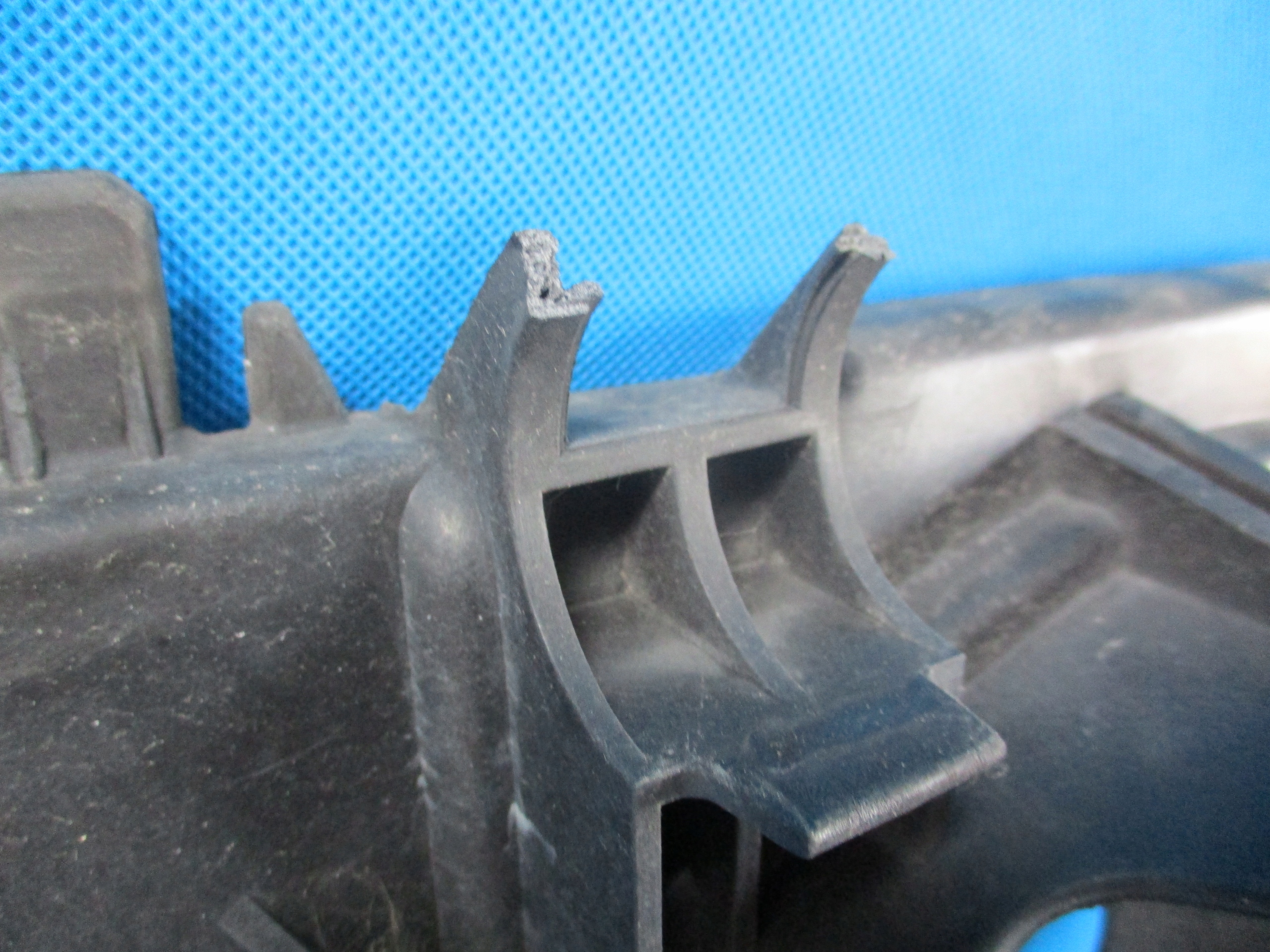 WENTYLATOR CHŁODNICY RENAULT MODUS BENZYNA Typ samochodu Samochody osobowe