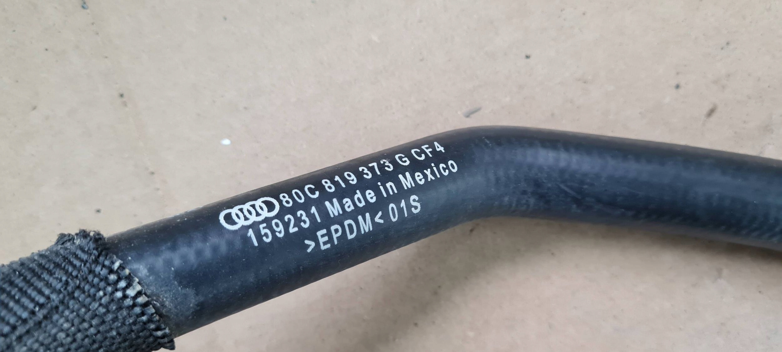 Q5 80A prijenos cijevčica vode 2.0 TFSI 80C819373G