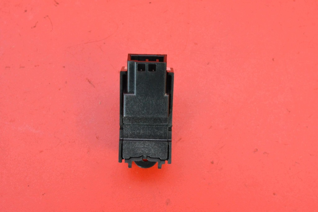 switch lifting windows right front 31272012 VOLVO XC60 1 and 08-13