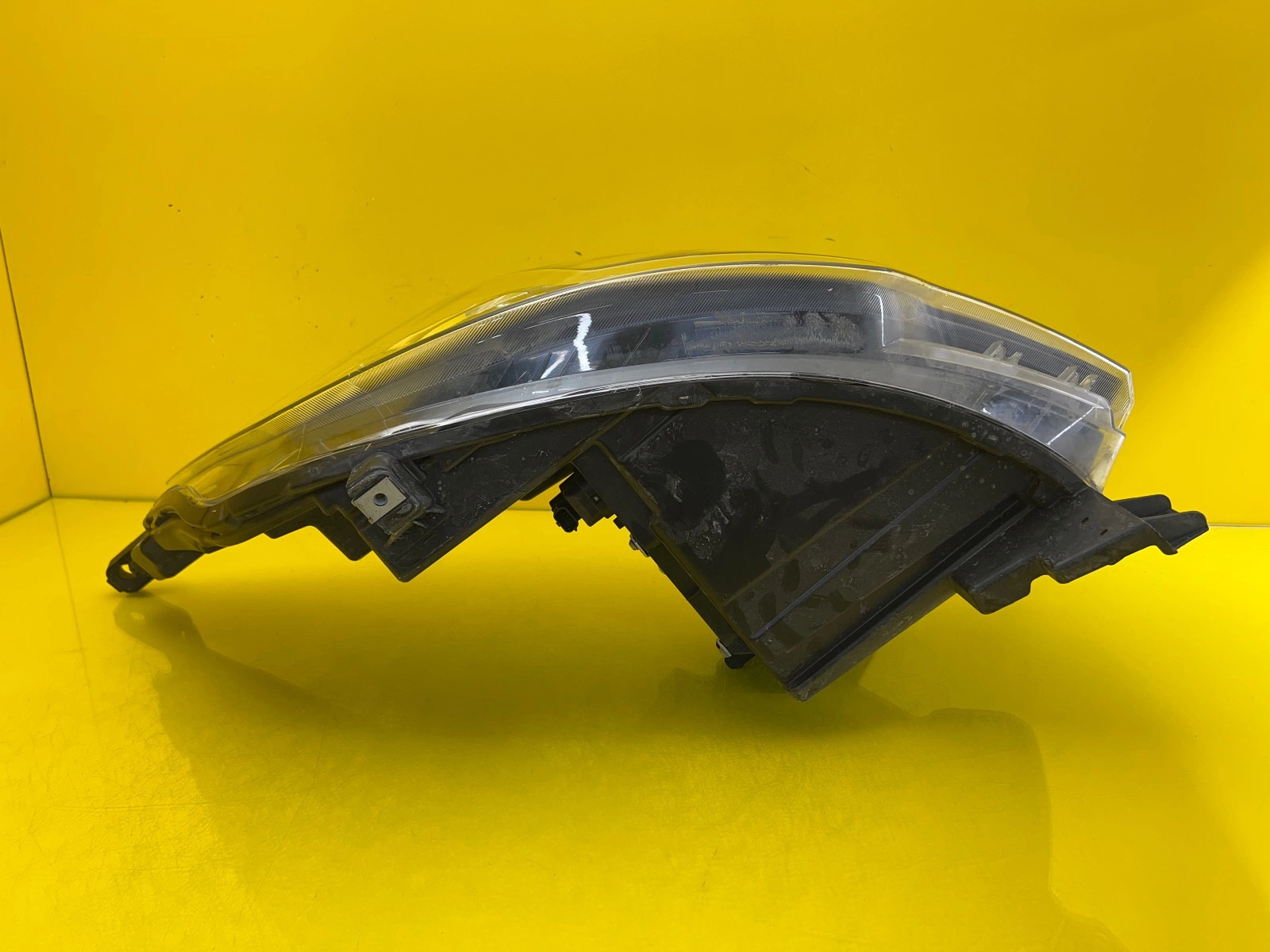 light right Renault Trafic IV Full Led 260102899R