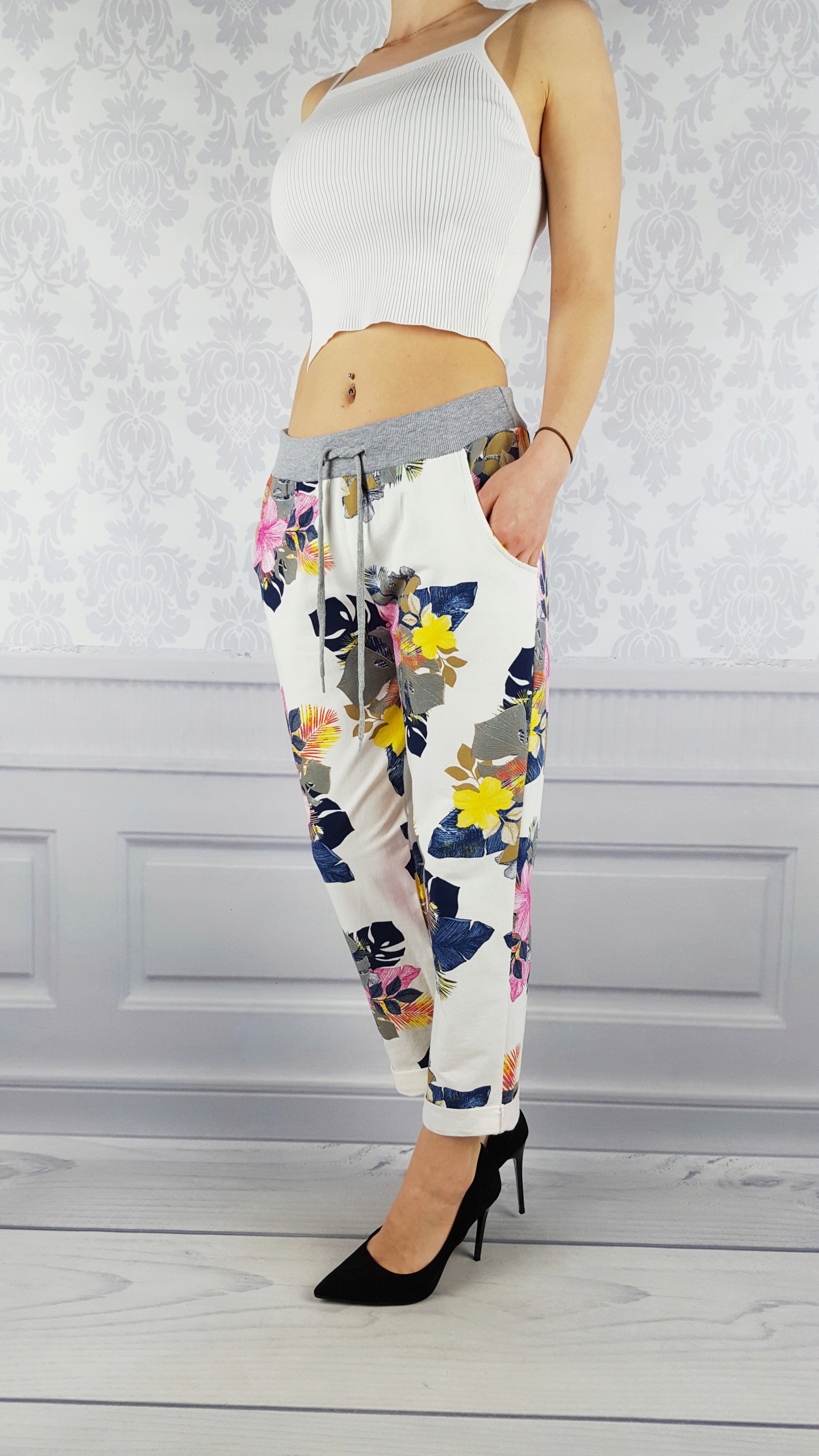 WYGODNE - SPODNIE - DRESOWE - KWIATY - BAWEŁNIANE Rozmiar uniwersalny