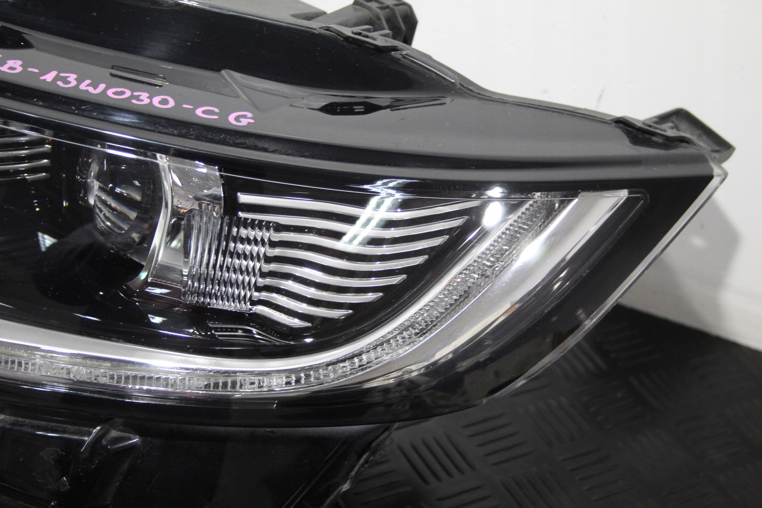 light left front front LED FORD EDGE MK2 II FK7B-13W030-CG
