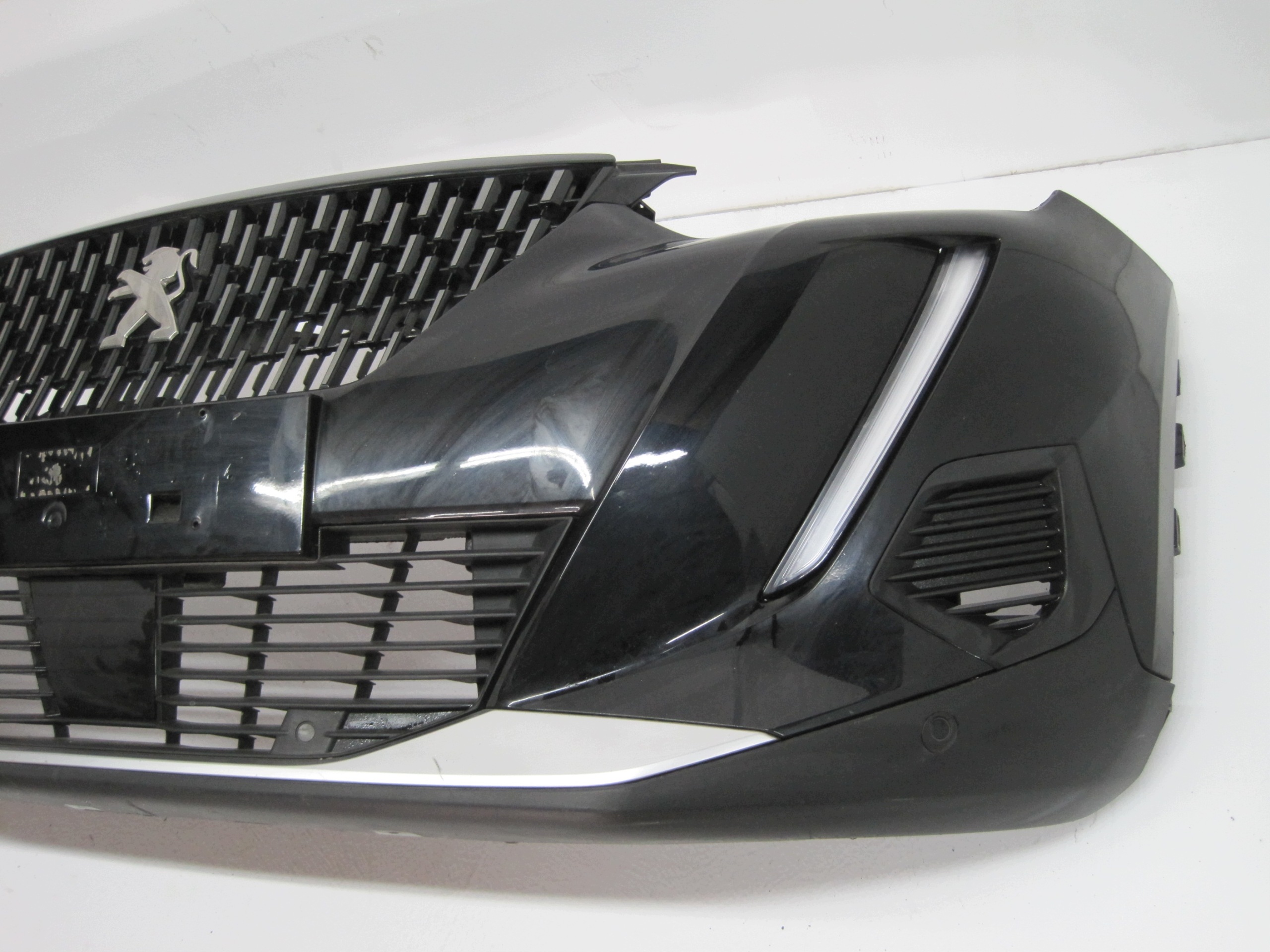 bumper PEUGEOT 2008 II 4 PDC 23R below RADAR front front