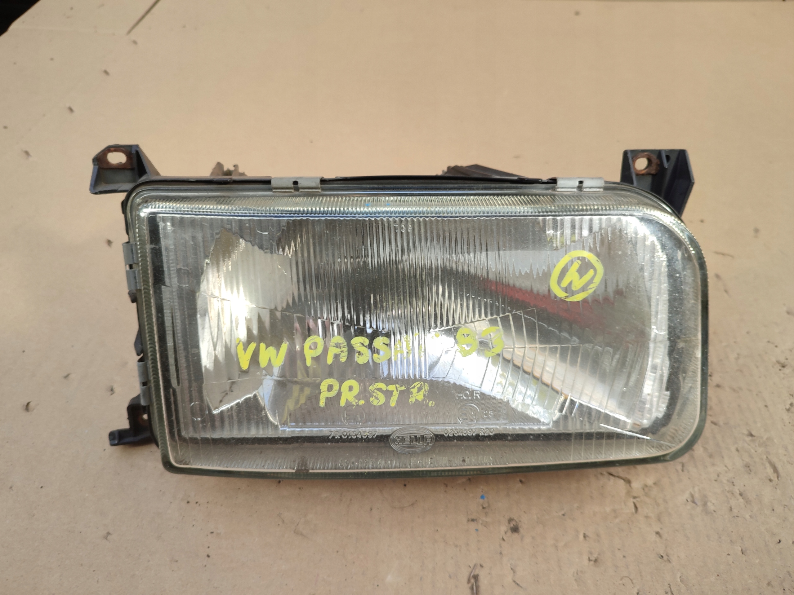 light right front right front Volkswagen passat B3