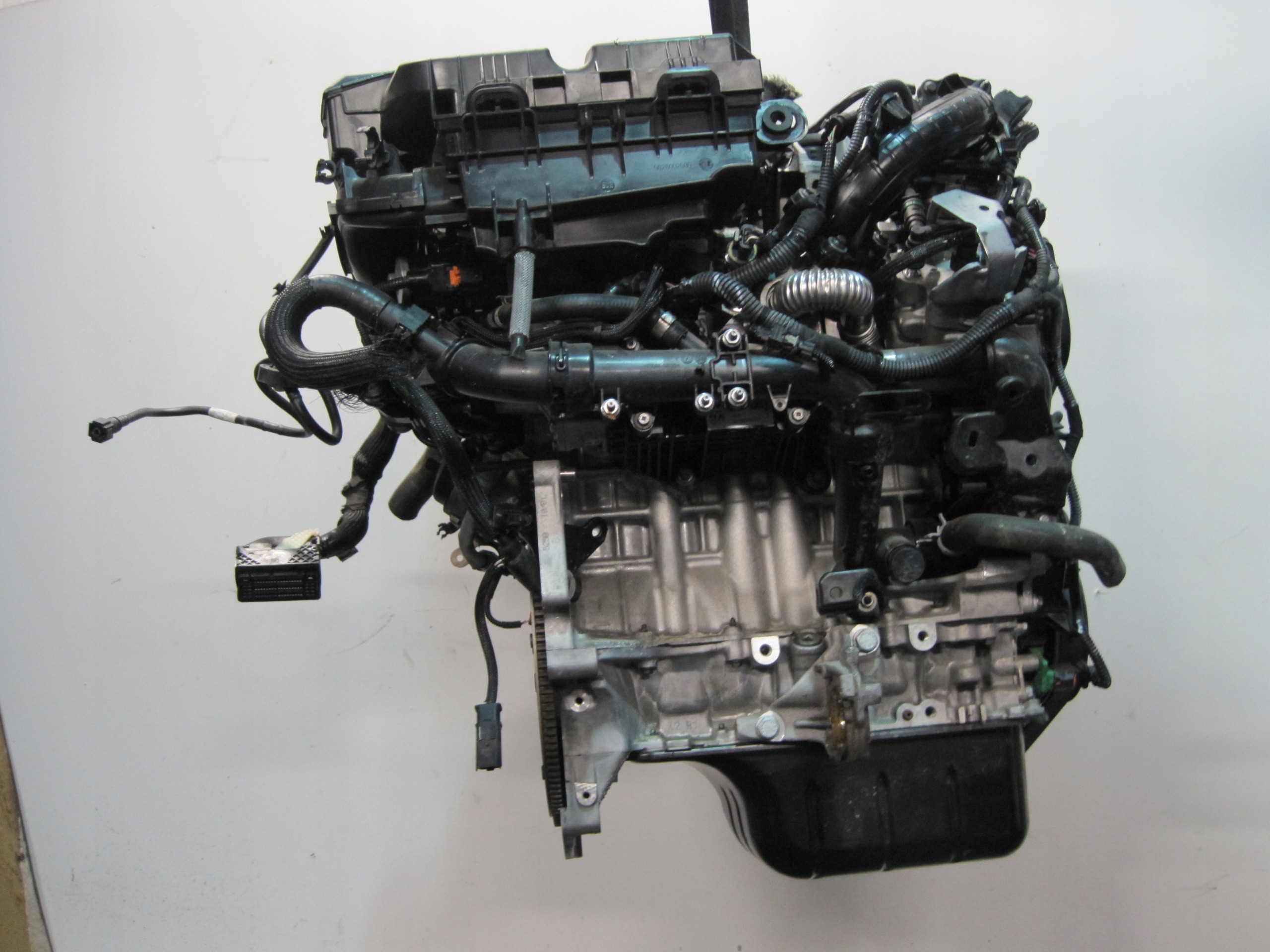 engine MOTOR PEUGEOT CITROEN 1.5 HDI 10Q4EP YH01 complete