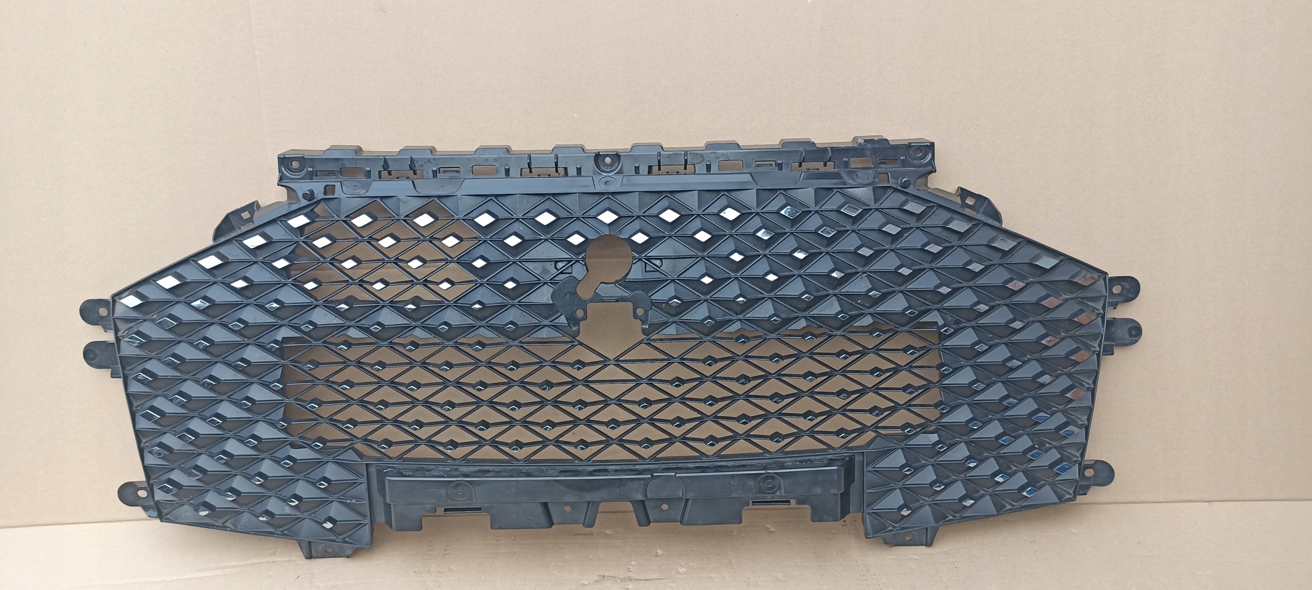 GRILL ATRAPA CITROEN DS7 LIFT 22-23rok 9841711180