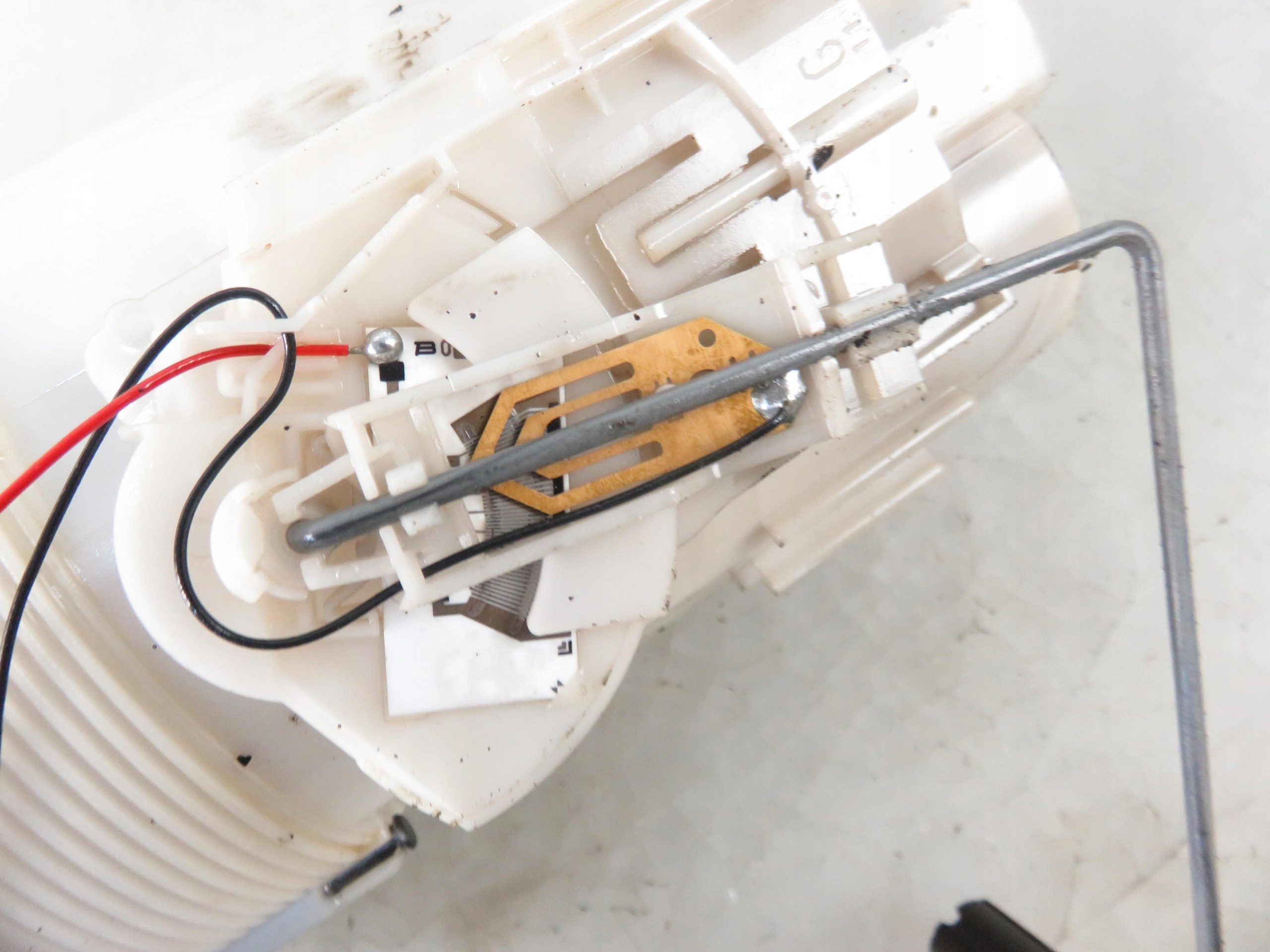 PŁYWAK RENAULT TRAFIC II 1.9 dCI 8200052390 Producent części Renault OE