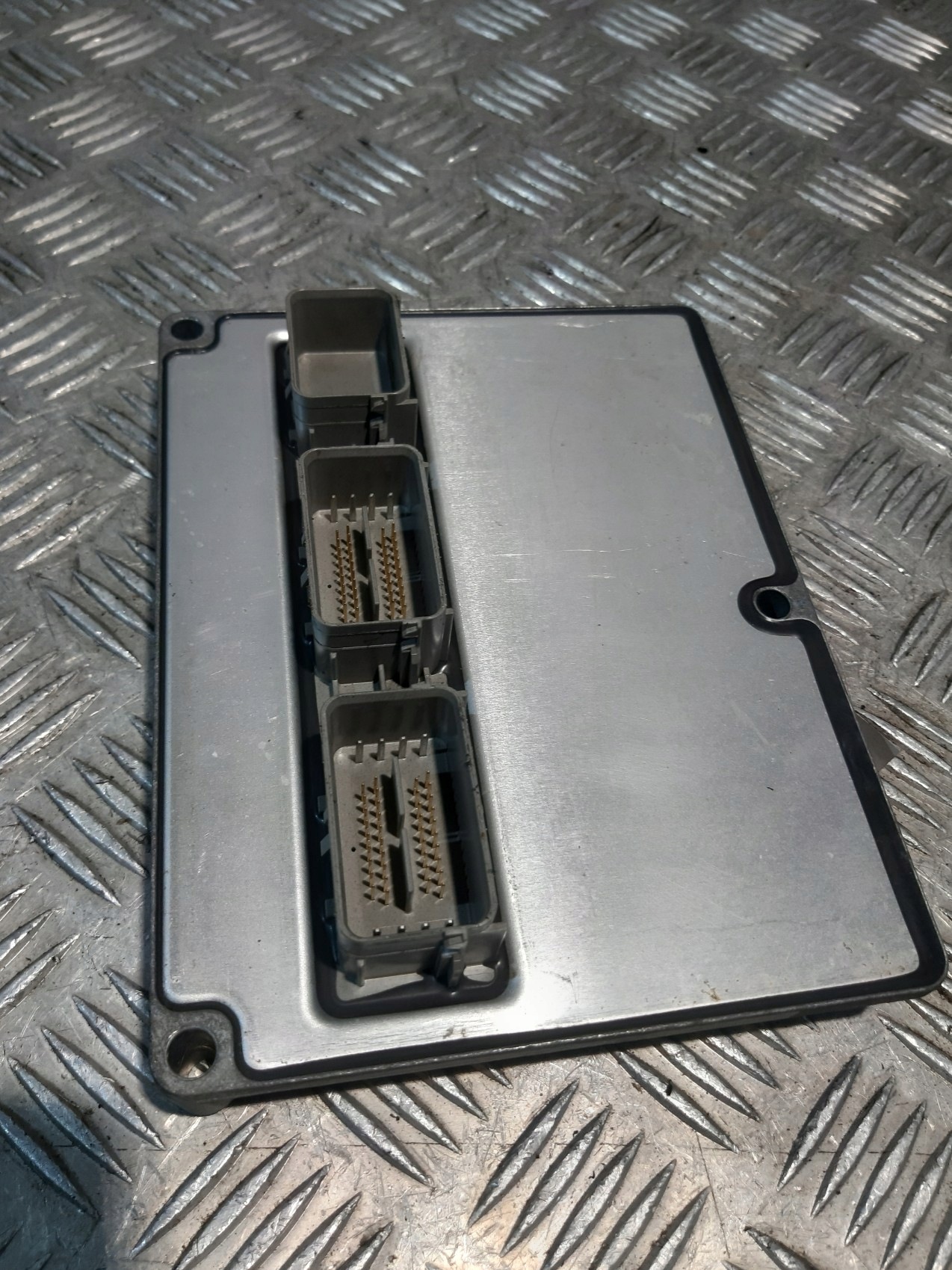 computer control unit of the engine FORD C-MAX 1.8B 2003r 3M51-12A650-GD