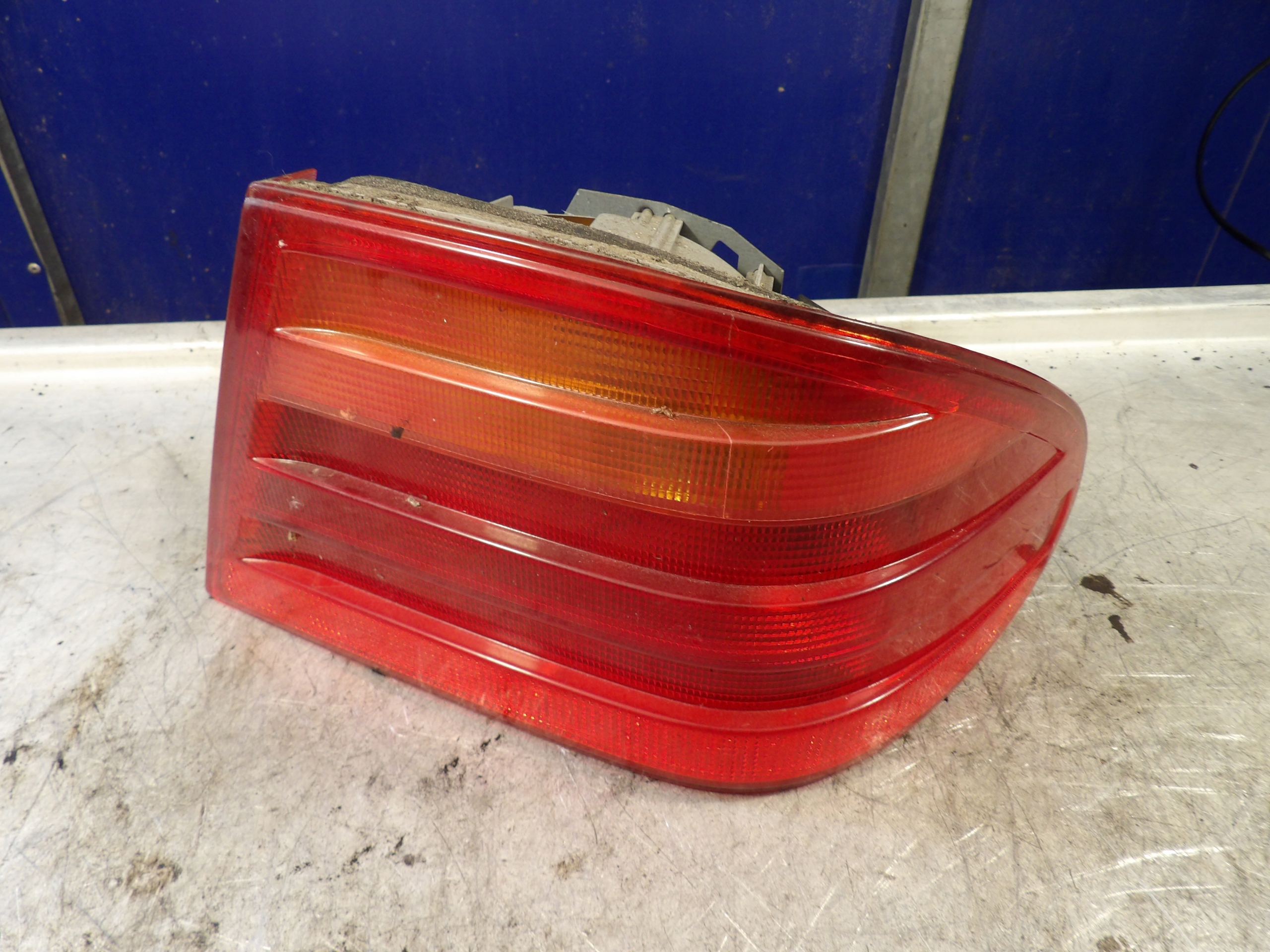Mercedes W210 light rear right A2108200264