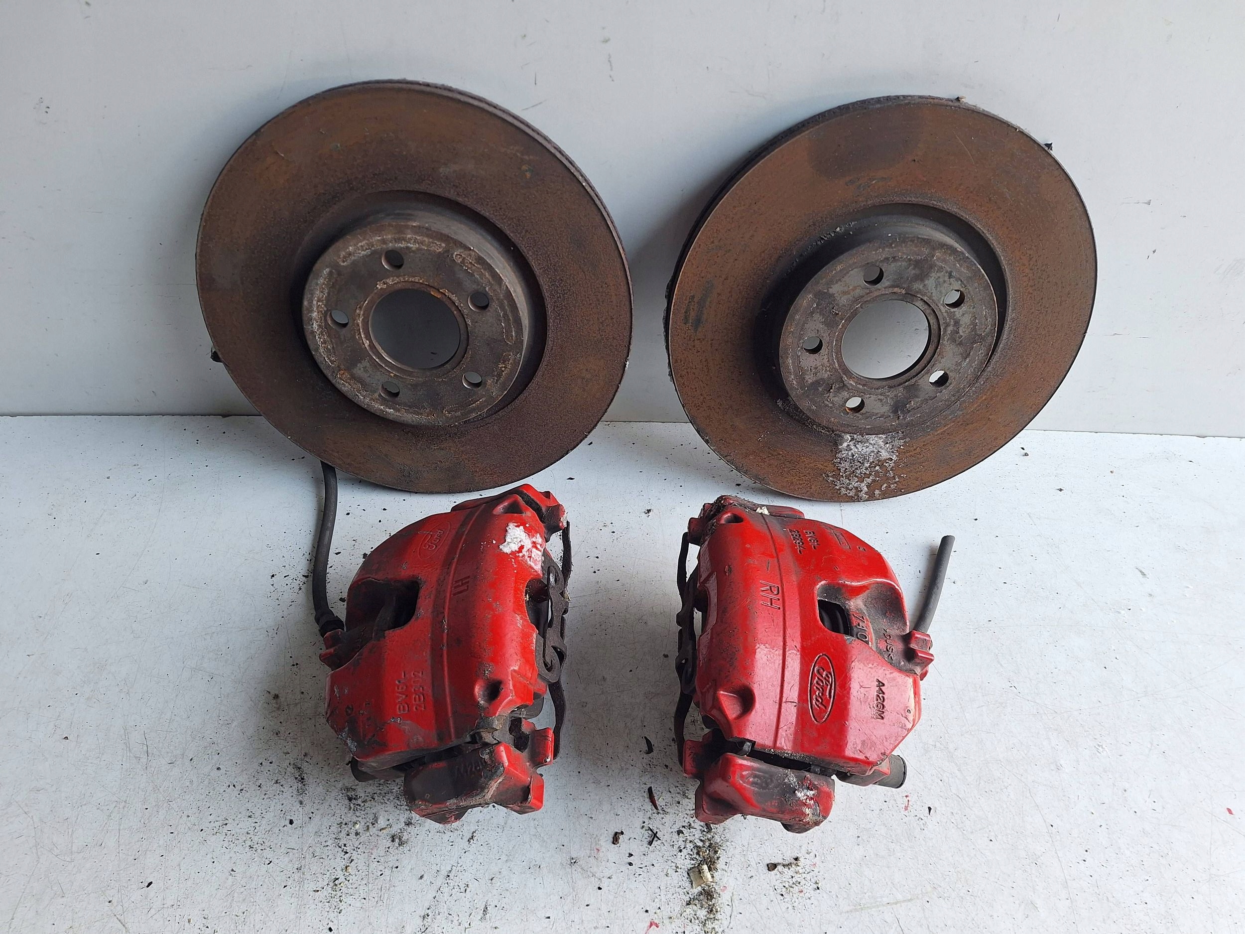 FORD FOCUS MK3 ST LIFT 14-18 caliper TARCZ left + right