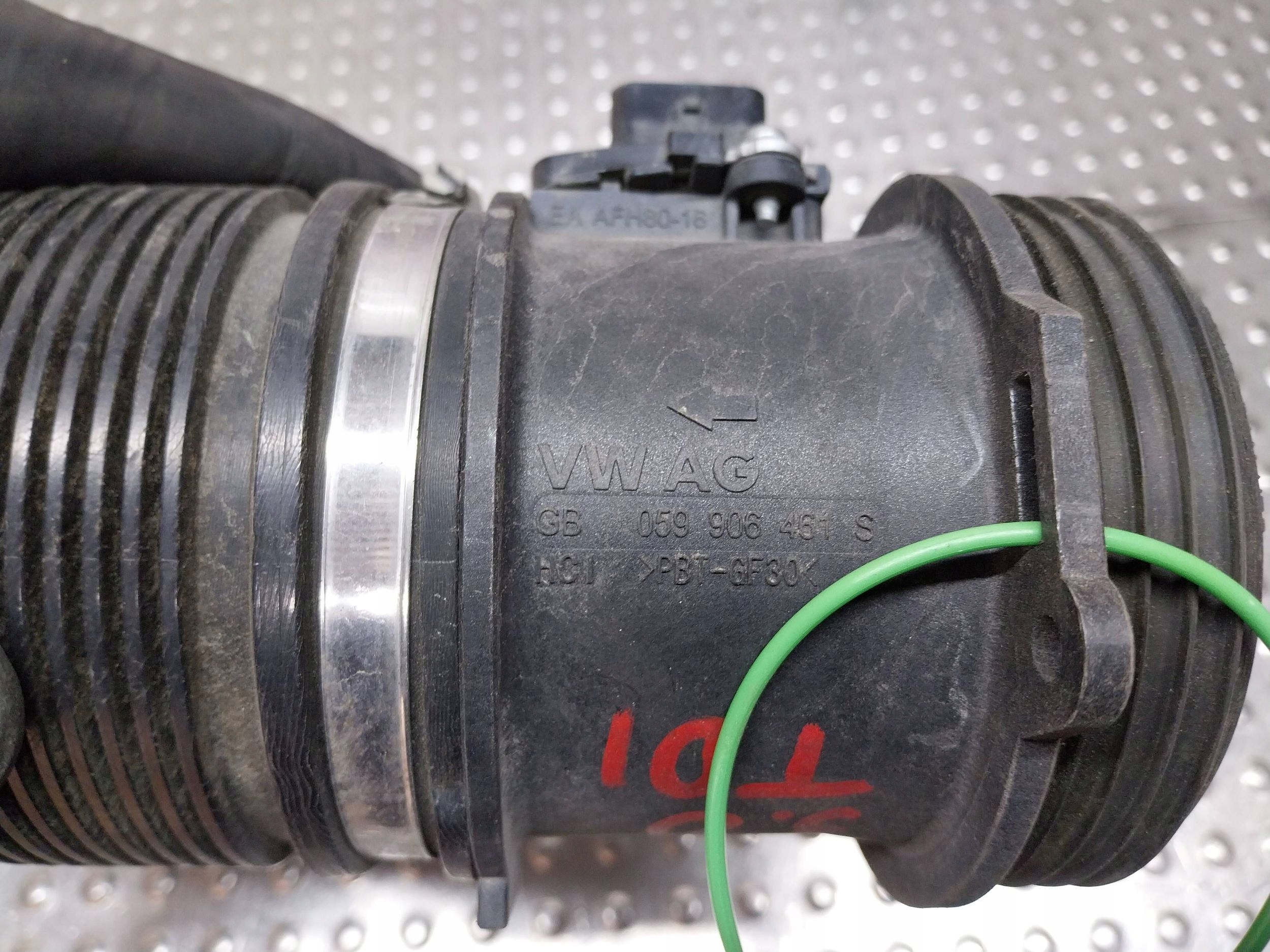 Schlauch filter luft Luftmassenmesser 059906461S AUDI Q7 4M Q8 3.0 TDI 05