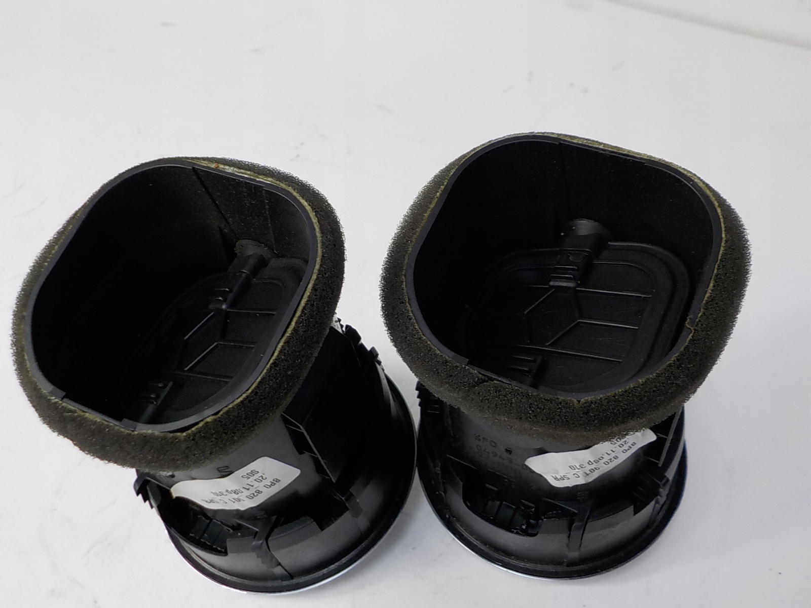AUDI A3 II 8P LIFT grid air conditioning devices 8P0