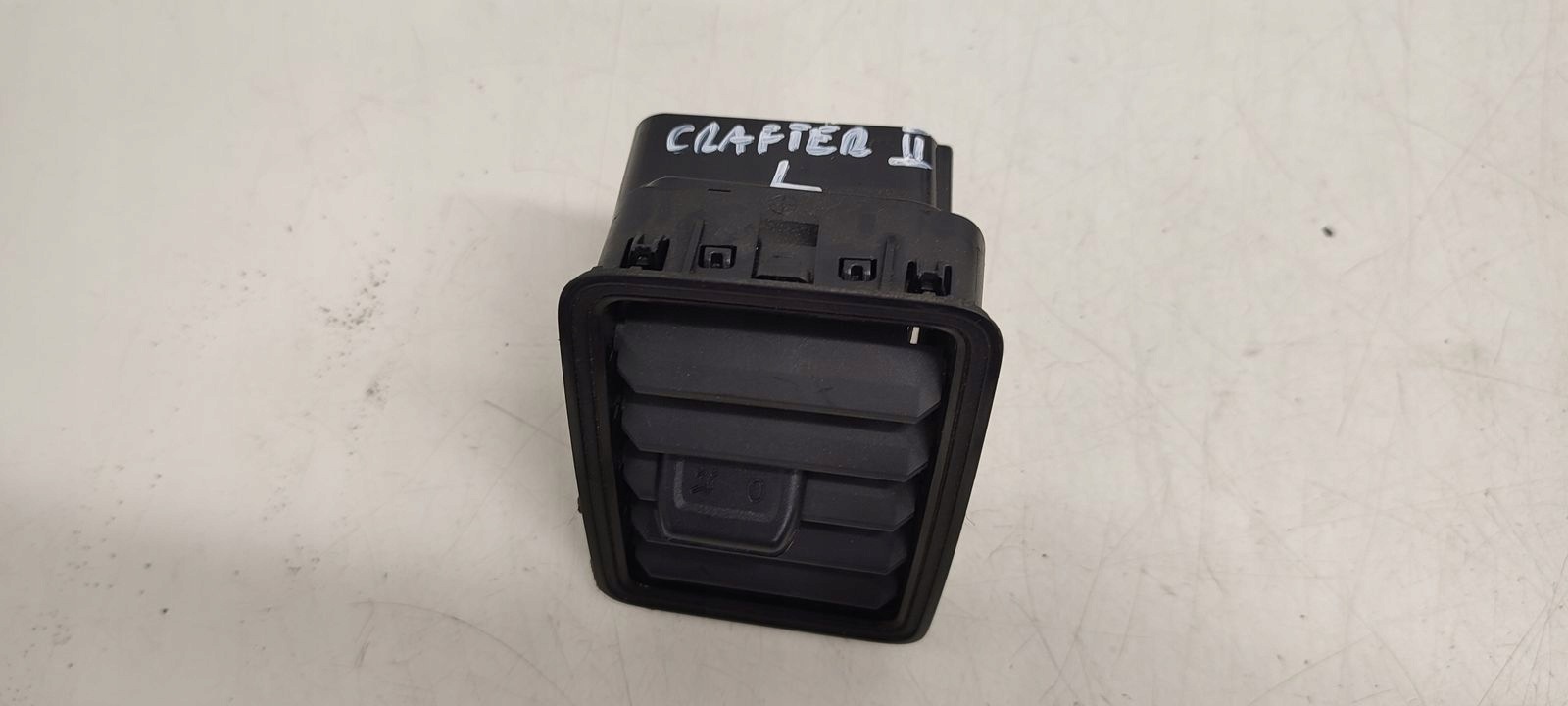 grid air conditioning devices left VW Crafter II 7C0