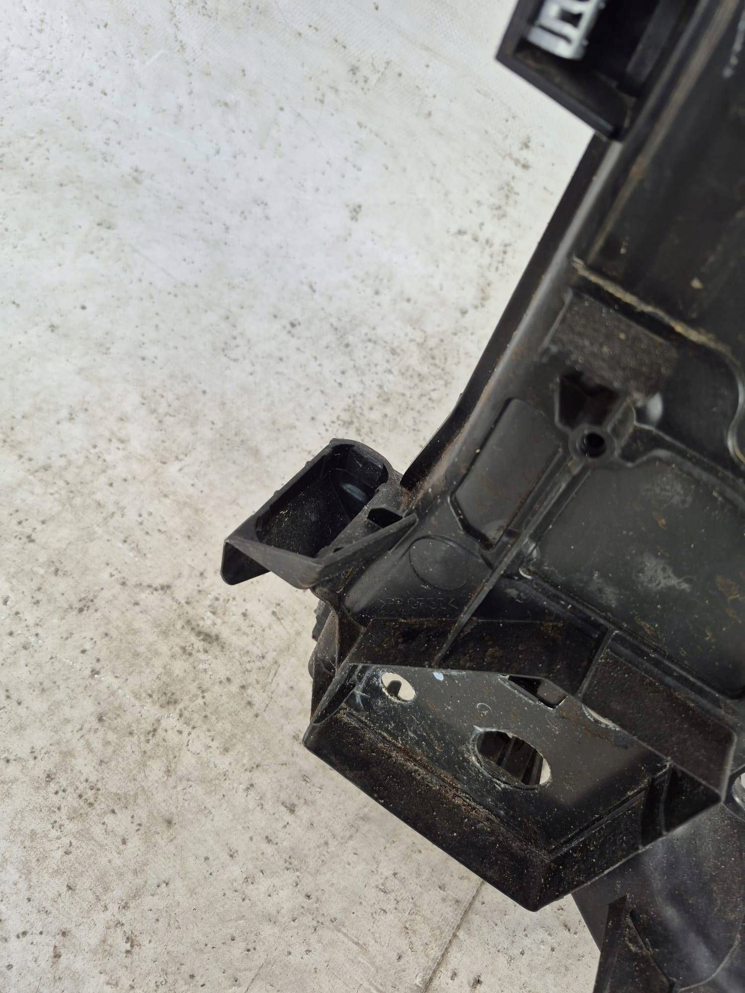 RENAULT CAPTUR II 2 19- support panel for radiators pillar 625009677R