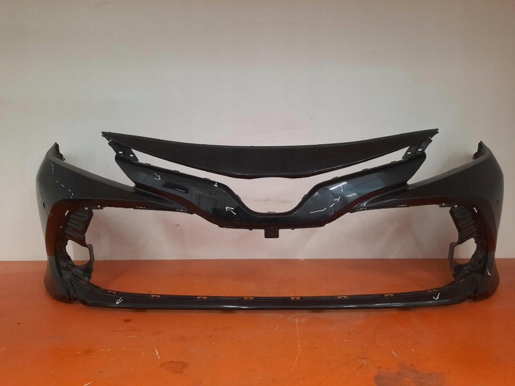 33 ① LEXUS ES ZX10 2018- ZDERZAK PRZÓD PRZEDNI 52119-33b60 za