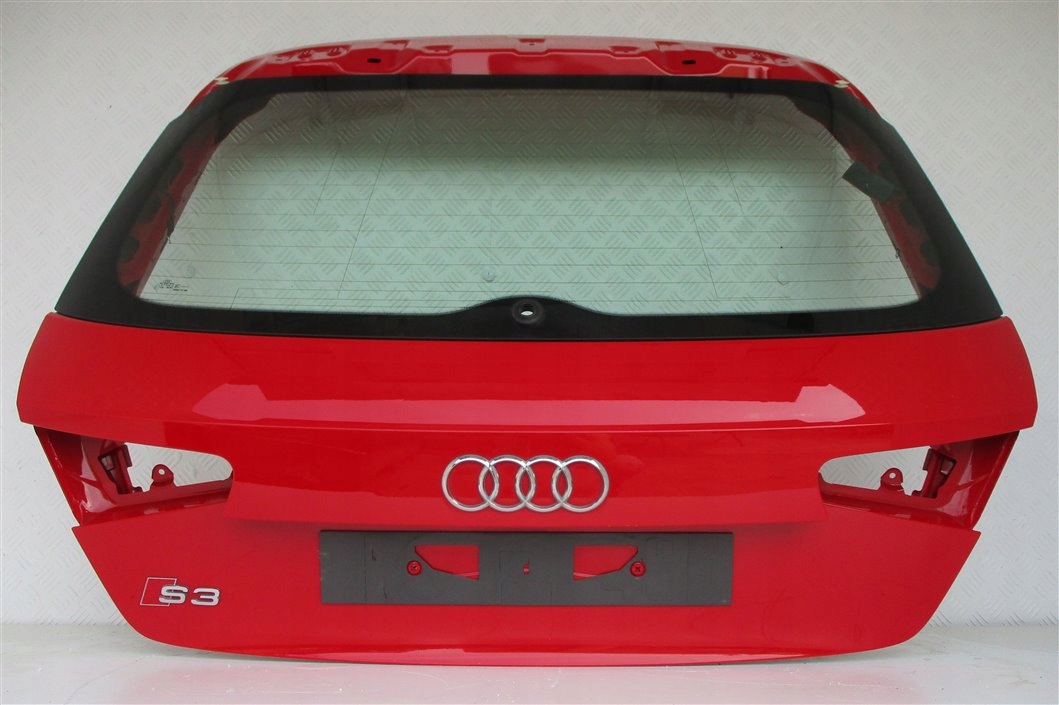 KLAPA BAGAŻNIKA SZYBA AUDI A3 8V SPORTBACK LZ3M