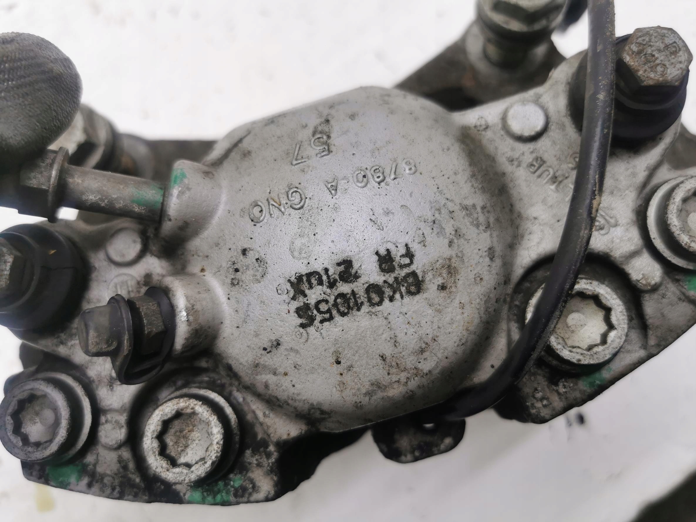 caliper brake left front AUDI A4 B8 2.7 V6 TDI