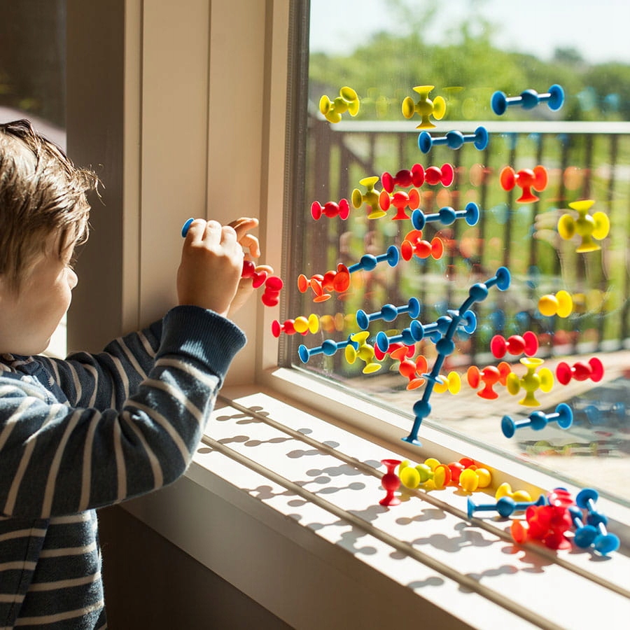 Fat Brain Toys Zestaw Przyssawki Mini 75 elementów Bohater brak