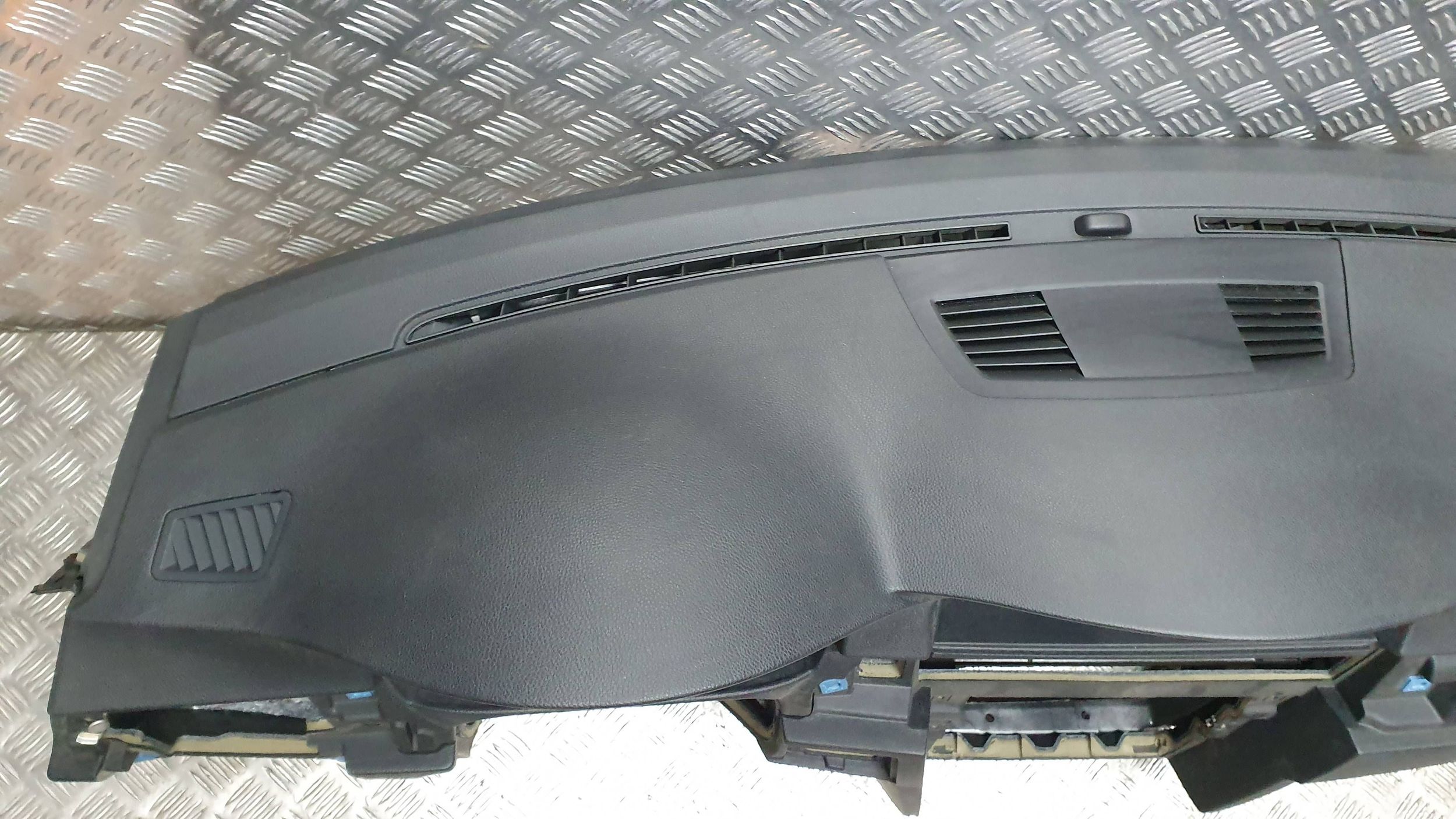 dashboard instrument panel cockpit BMW 3 E90 E91 04- 72758412