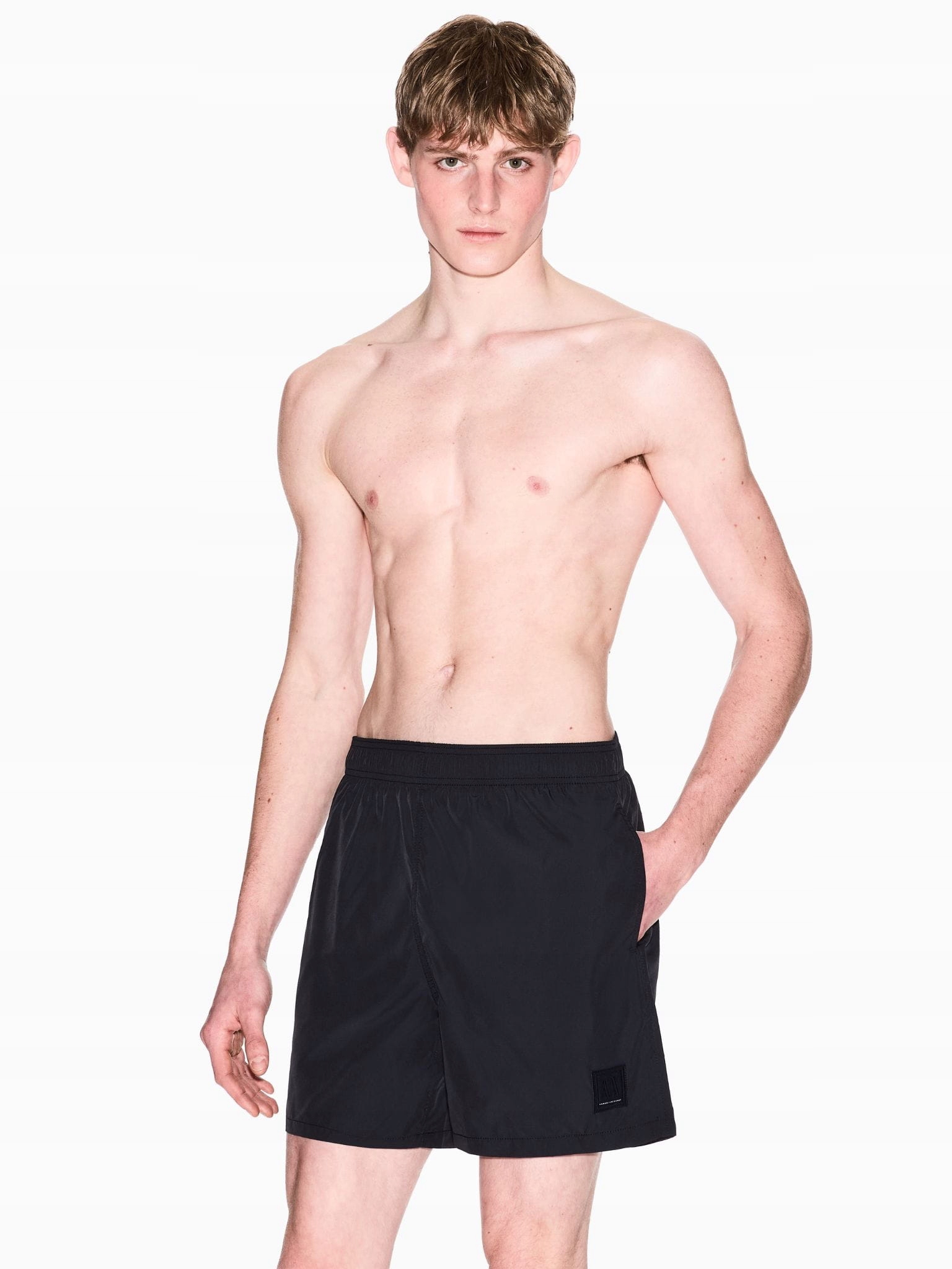 Pánské plavkové šortky Armani Exchange XM000812 AF13556 černé M