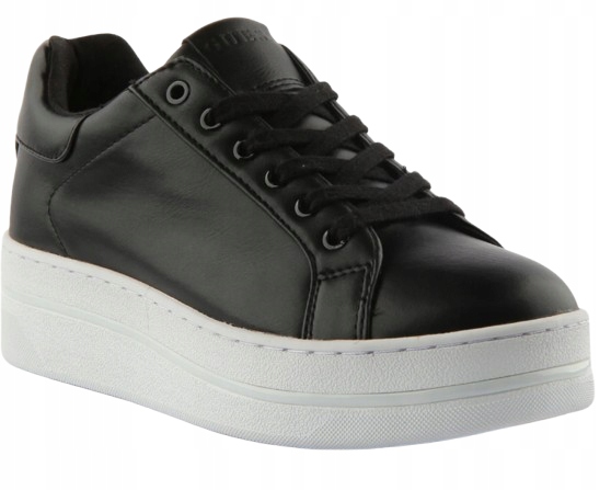 Guess Černé Dámské Polobotky Na Silné Bílé Podrážce 41 Gpa