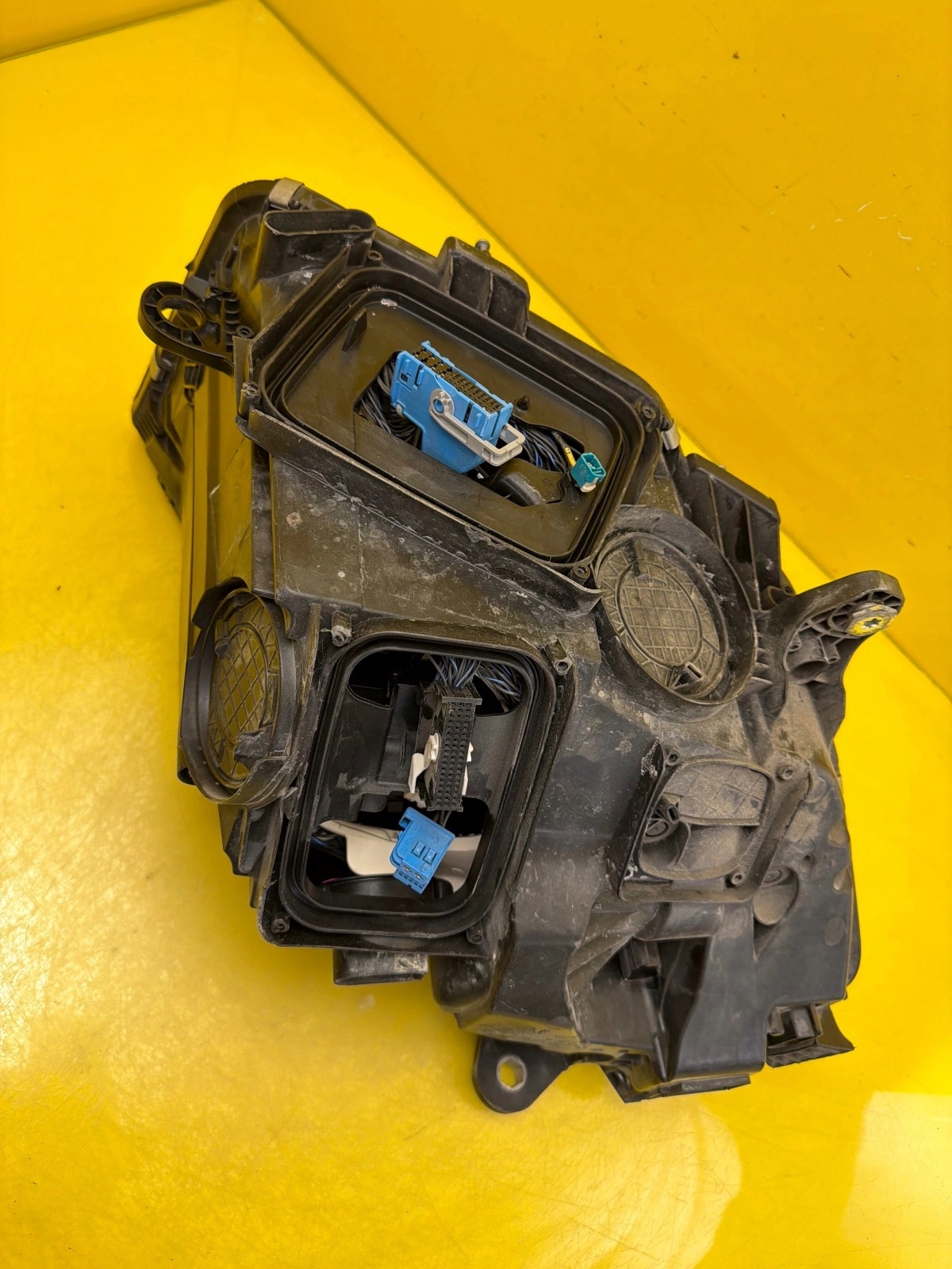 light left Mercedes E-klasa W214 Digital Light A2149064102