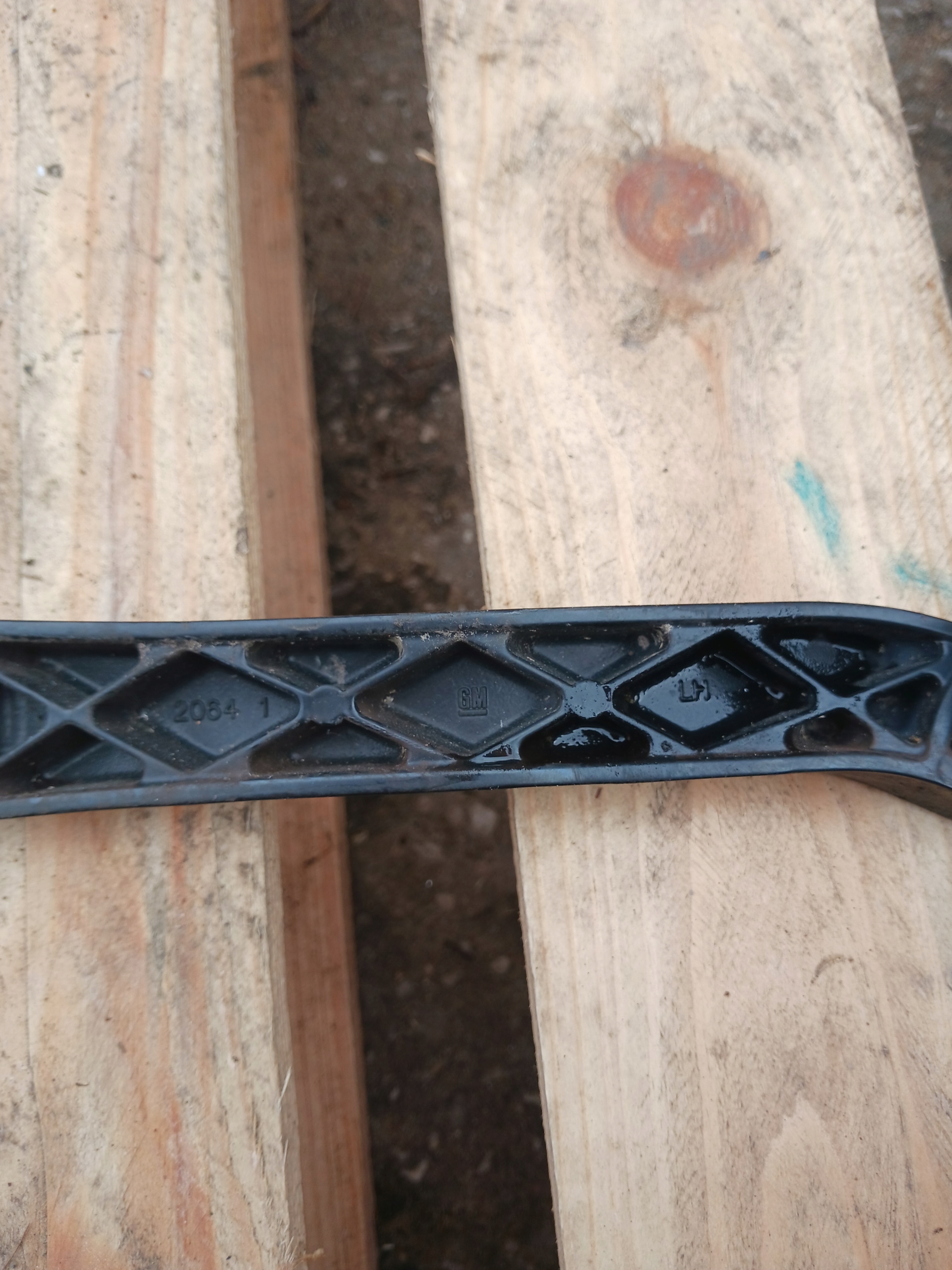 wiper arm left front front opel insignia a