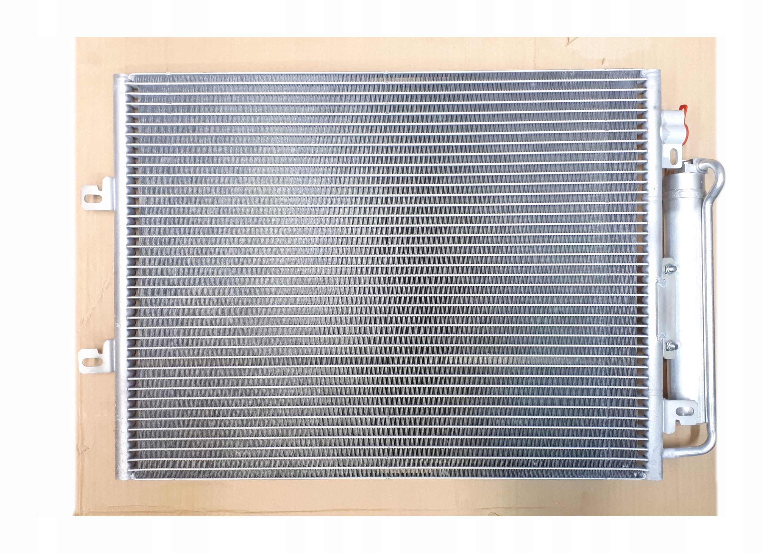 641 000S - РАДИАТОР КОНДИЦИОНЕРА RENAULT TWINGO II 1.2 1.5