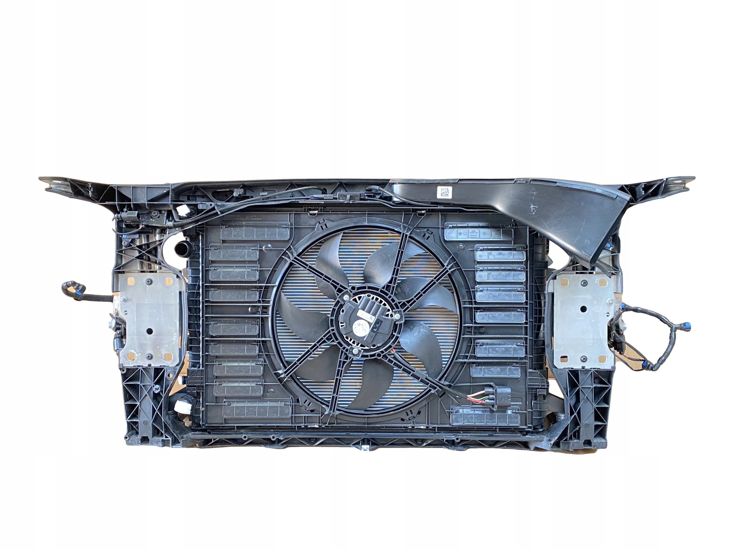 AUDI A4 A5 8W B9 35TFSI WZMOCNIENIE PAS CHLODNICE Producent części Audi OE