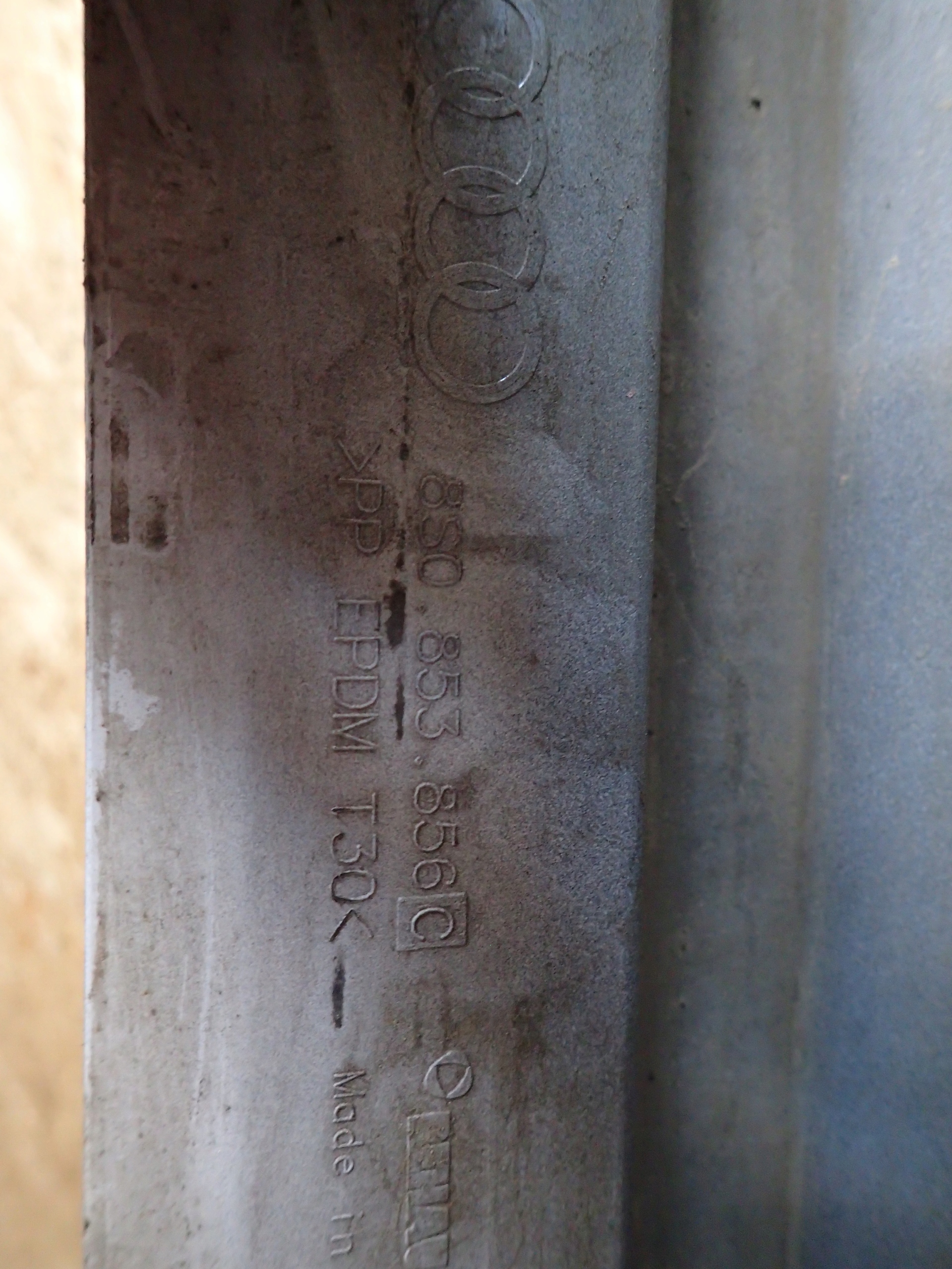threshold moulding threshold right AUDI TT RS 8S0853856C